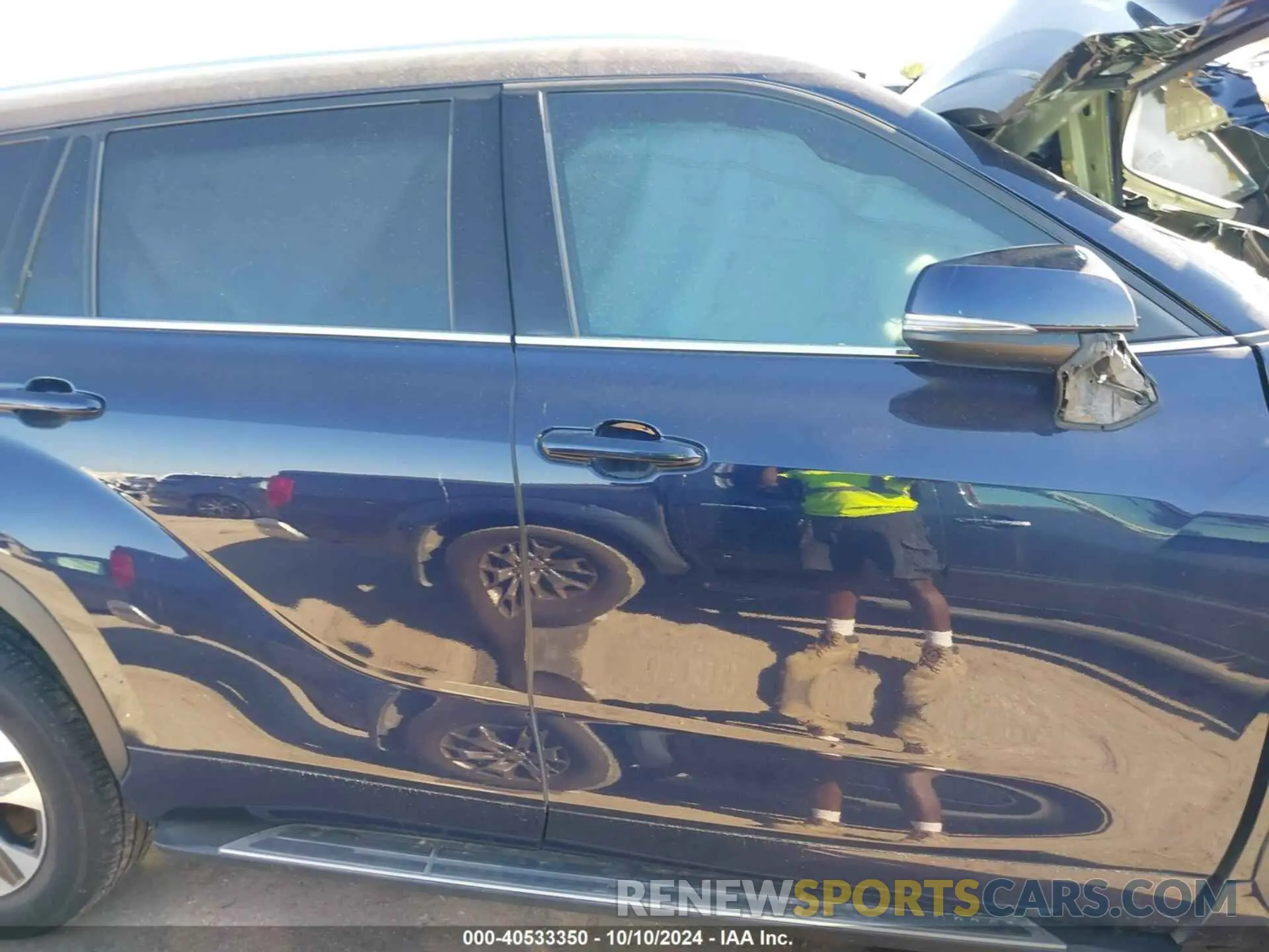 12 Photograph of a damaged car 5TDGZRAH6MS052992 TOYOTA HIGHLANDER 2021