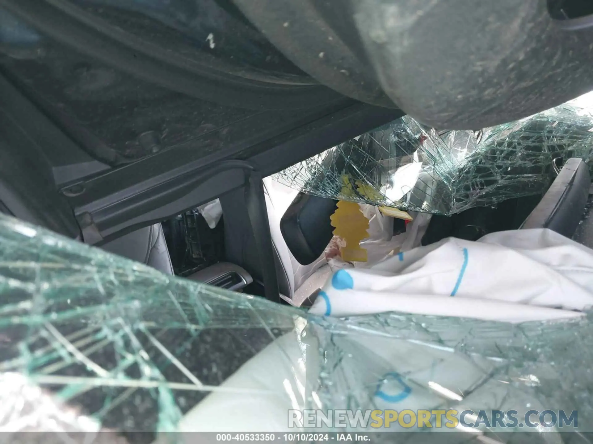 5 Photograph of a damaged car 5TDGZRAH6MS052992 TOYOTA HIGHLANDER 2021