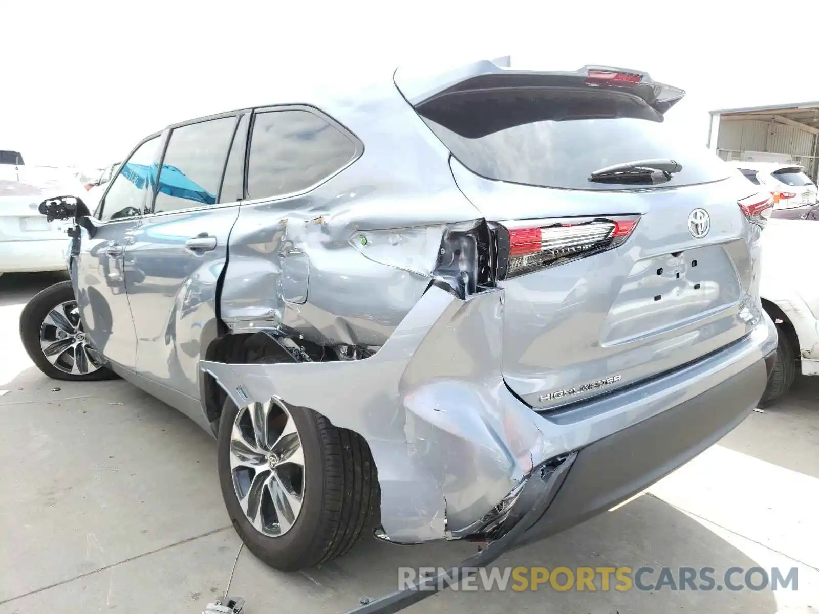 3 Photograph of a damaged car 5TDGZRAH7MS033044 TOYOTA HIGHLANDER 2021