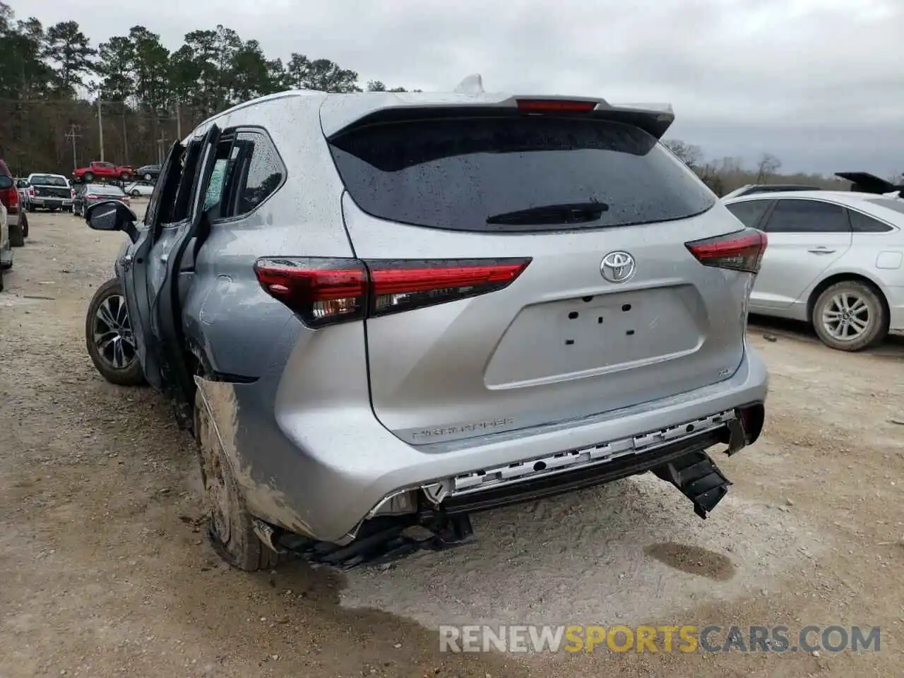 3 Photograph of a damaged car 5TDGZRAH7MS034288 TOYOTA HIGHLANDER 2021