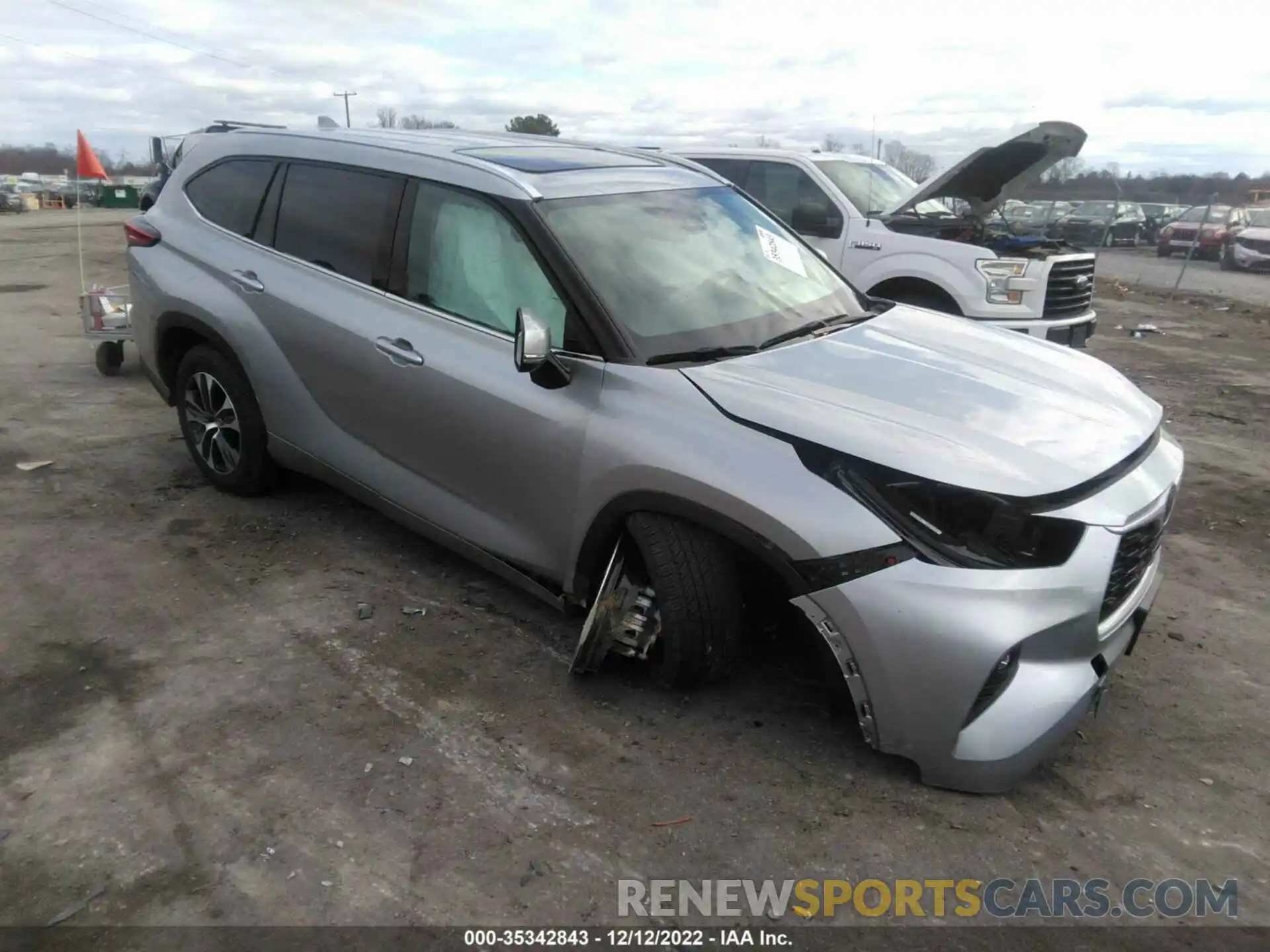 1 Photograph of a damaged car 5TDGZRAH7MS065525 TOYOTA HIGHLANDER 2021