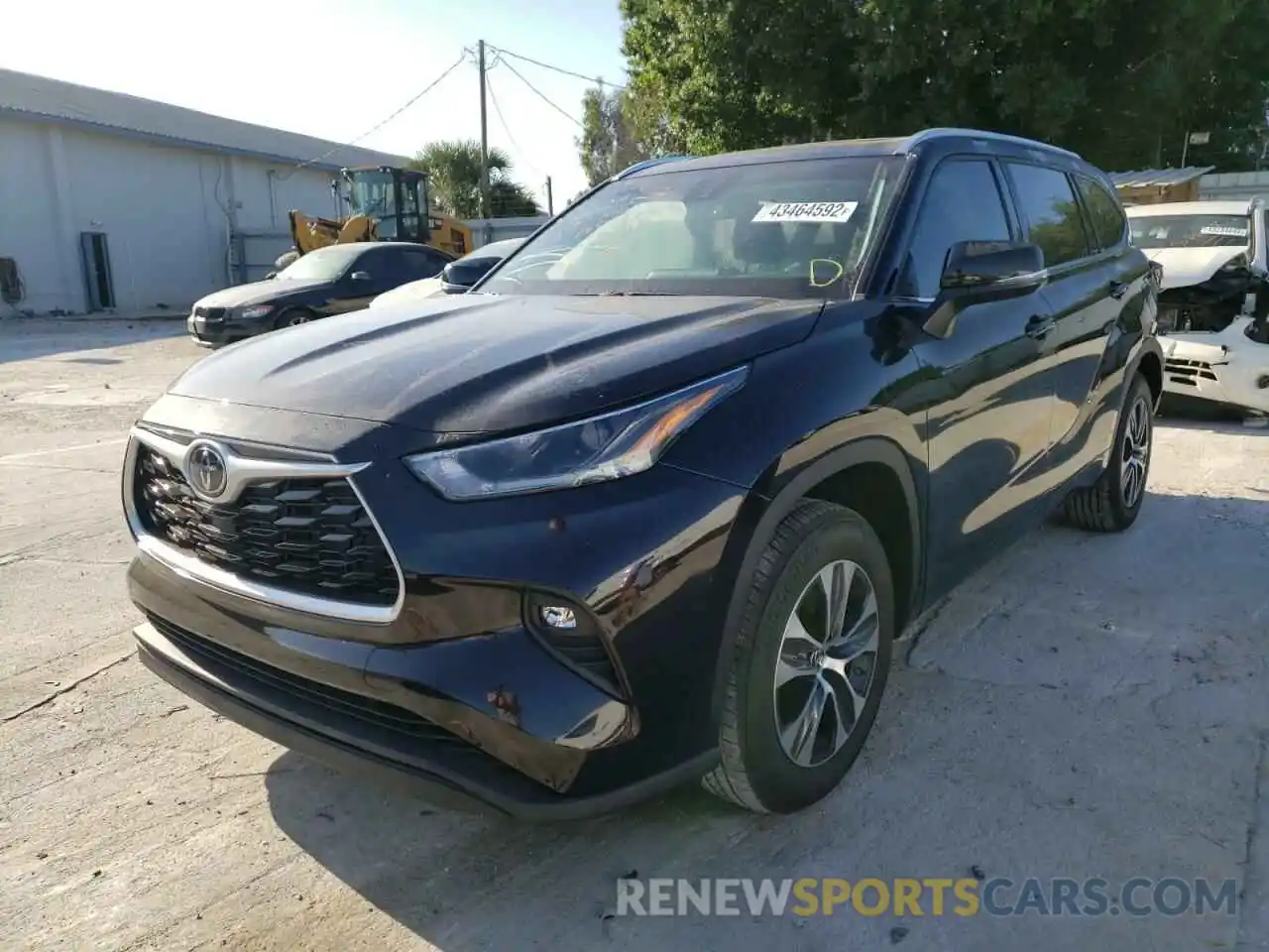 2 Photograph of a damaged car 5TDGZRAH7MS087881 TOYOTA HIGHLANDER 2021