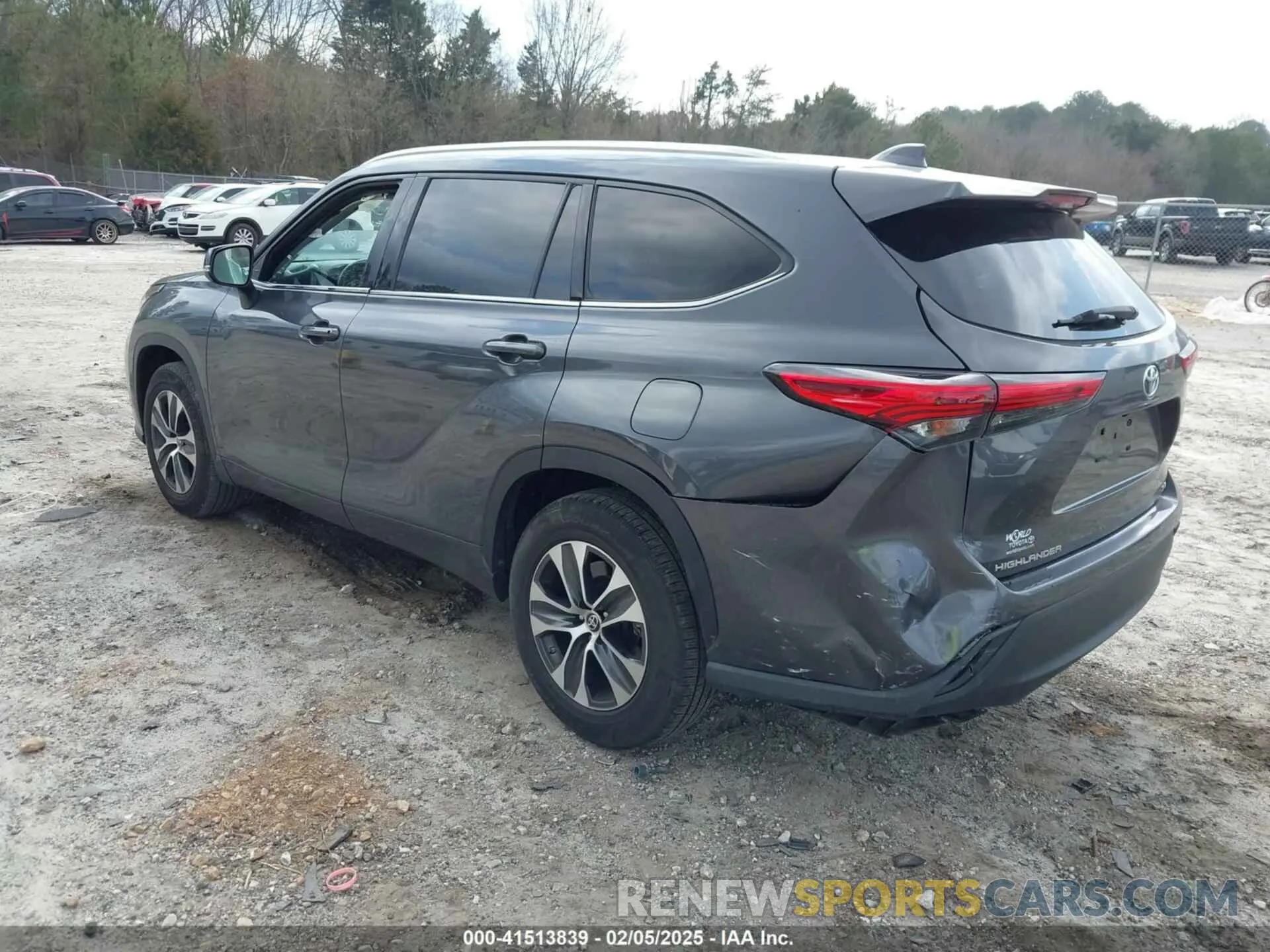 3 Photograph of a damaged car 5TDGZRAH7MS516632 TOYOTA HIGHLANDER 2021