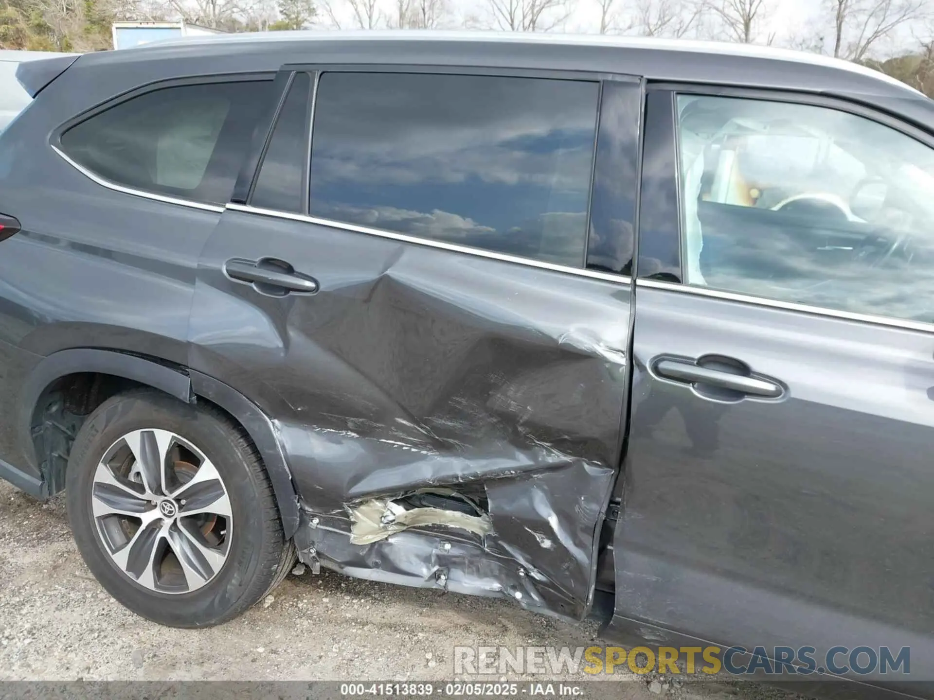 6 Photograph of a damaged car 5TDGZRAH7MS516632 TOYOTA HIGHLANDER 2021
