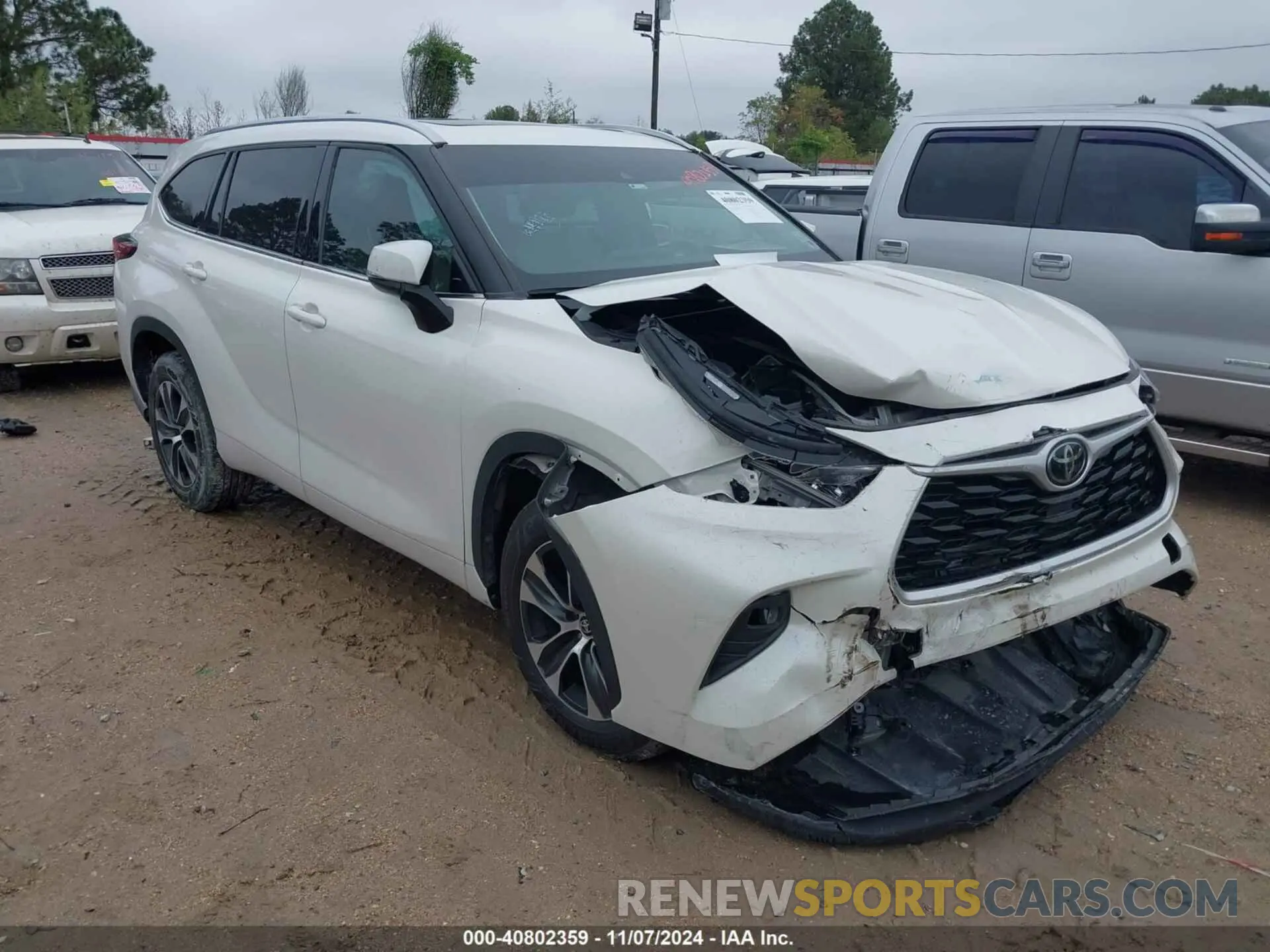 1 Photograph of a damaged car 5TDGZRAH8MS522617 TOYOTA HIGHLANDER 2021