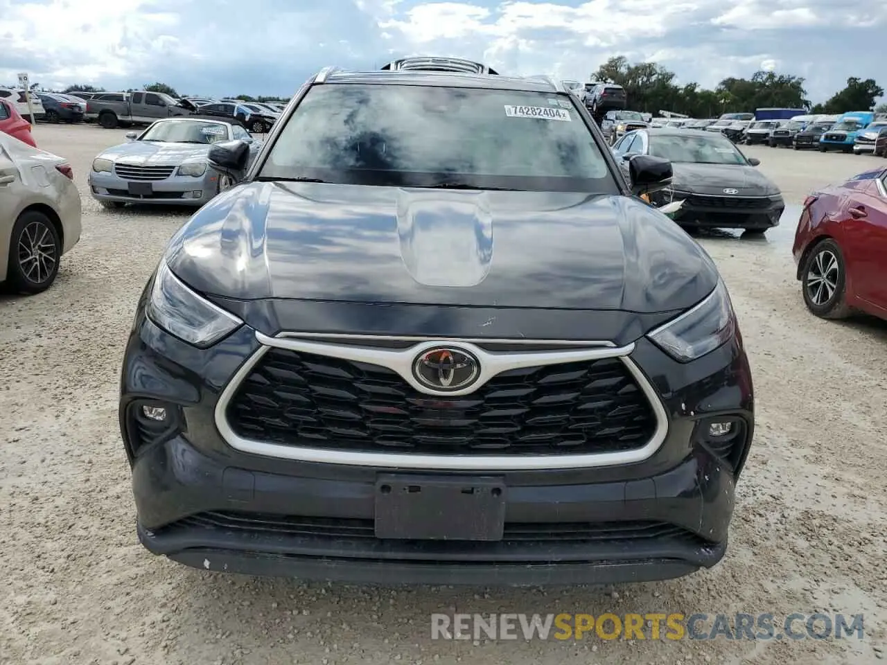 5 Photograph of a damaged car 5TDGZRAH9MS041176 TOYOTA HIGHLANDER 2021