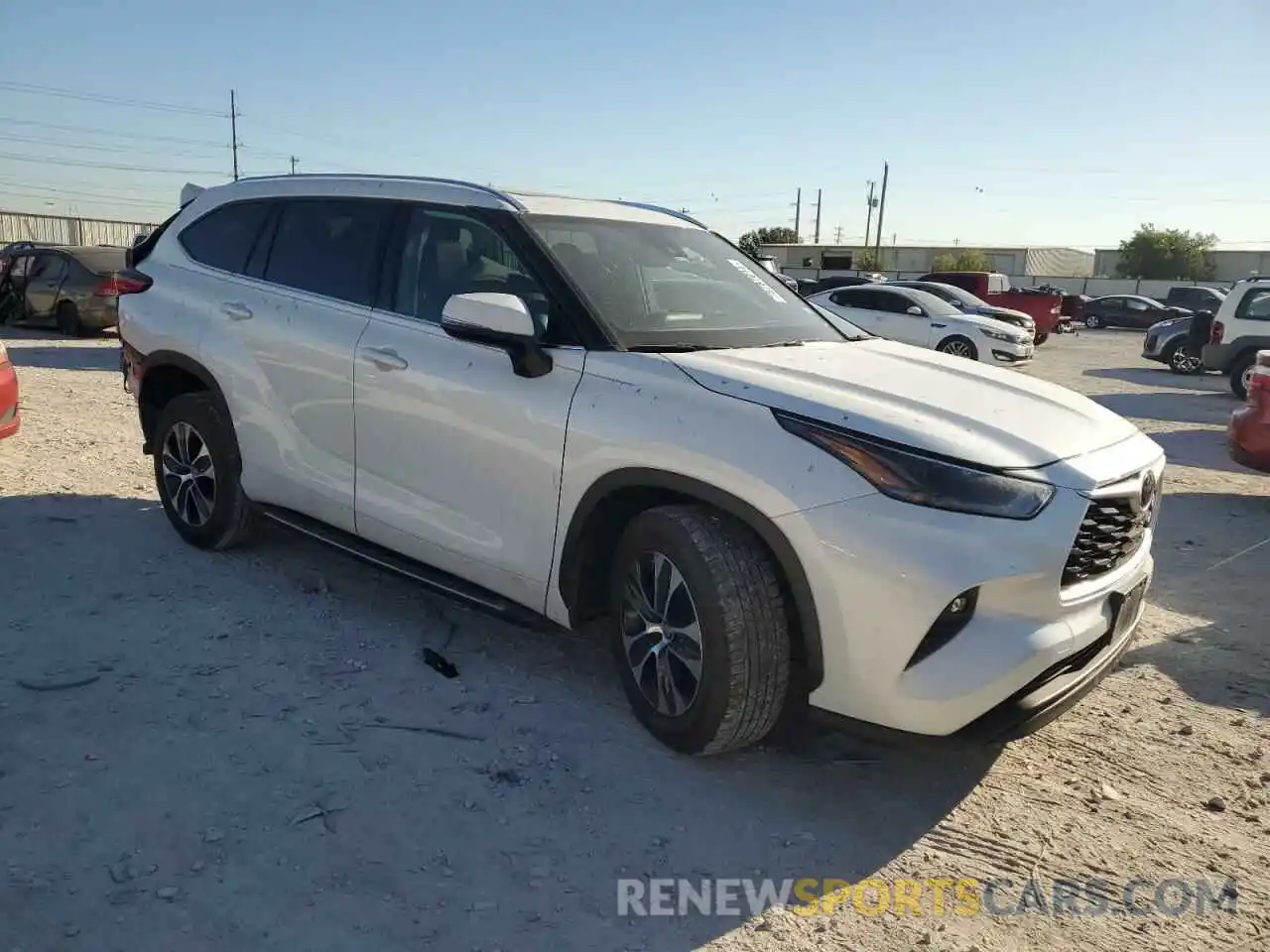 4 Photograph of a damaged car 5TDGZRAHXMS056270 TOYOTA HIGHLANDER 2021