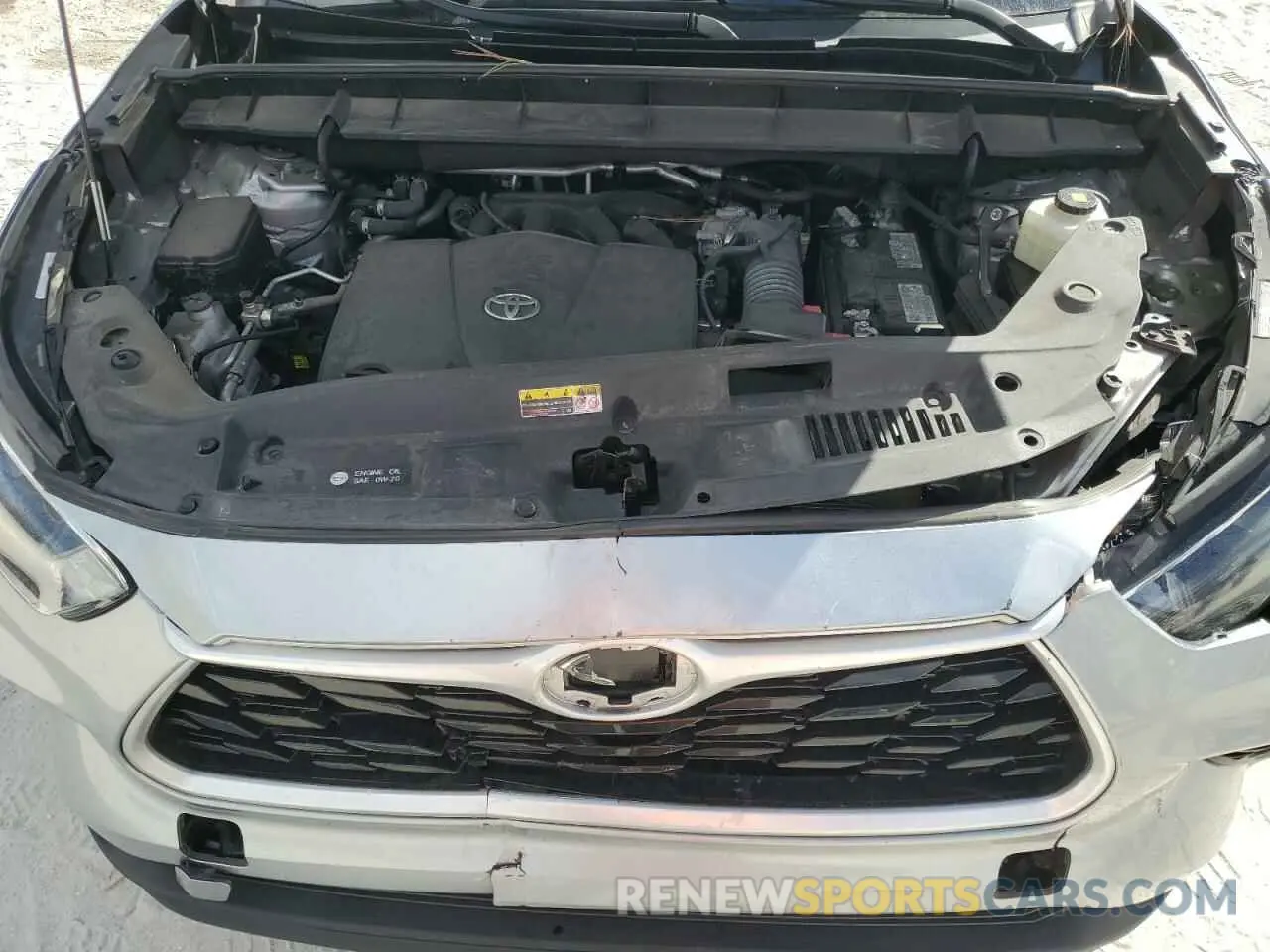 13 Photograph of a damaged car 5TDGZRAHXMS058228 TOYOTA HIGHLANDER 2021