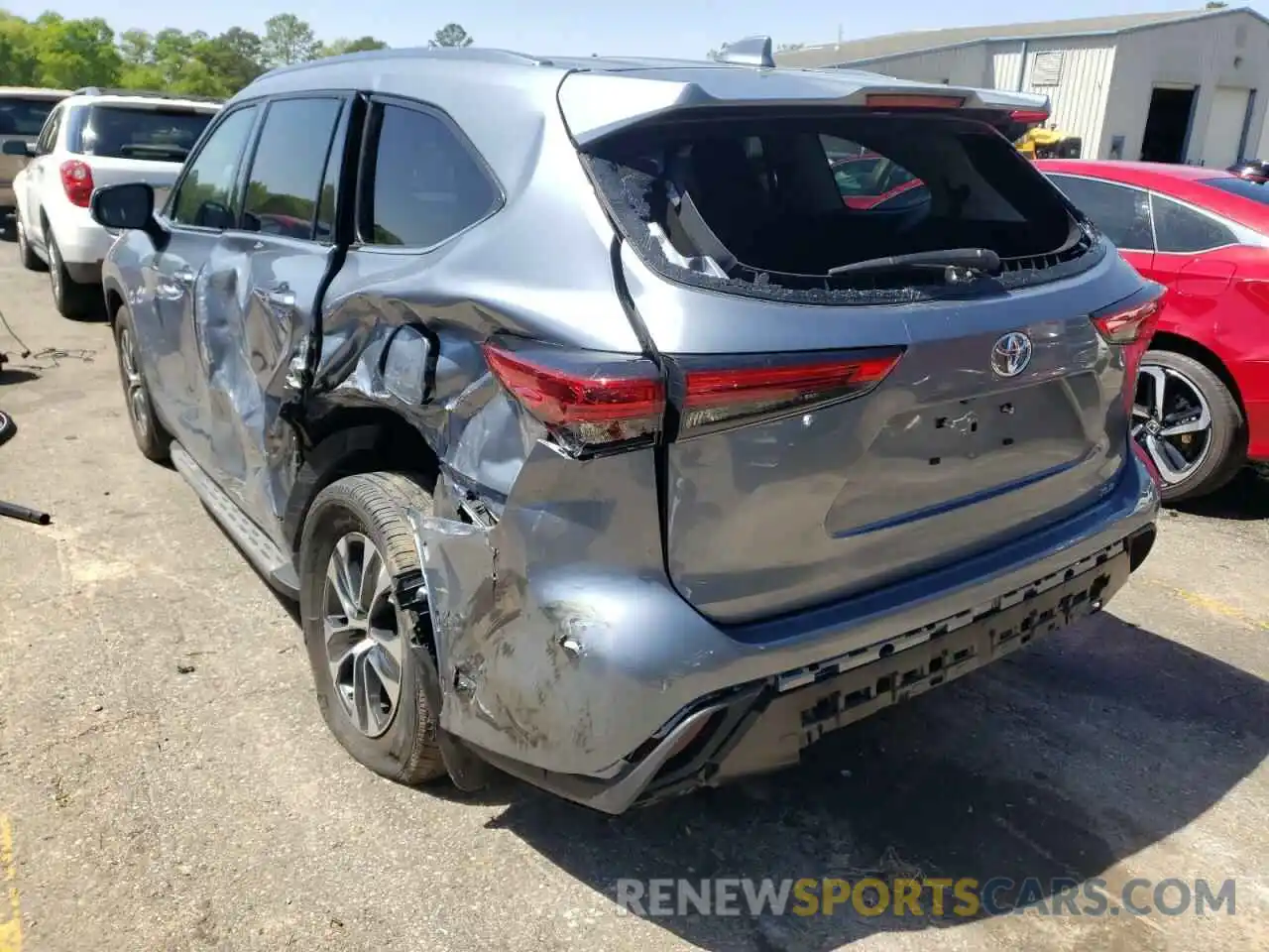 3 Photograph of a damaged car 5TDGZRAHXMS065972 TOYOTA HIGHLANDER 2021