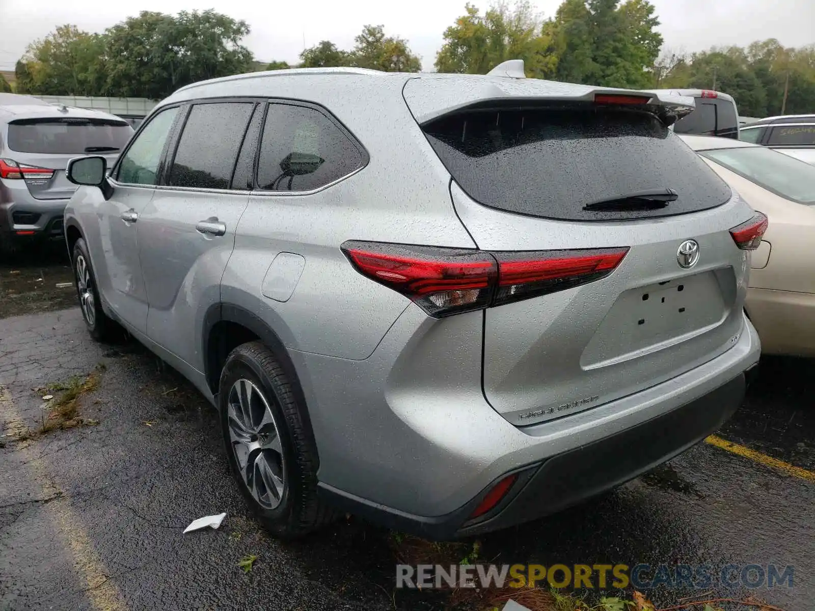 3 Photograph of a damaged car 5TDGZRAHXMS516284 TOYOTA HIGHLANDER 2021