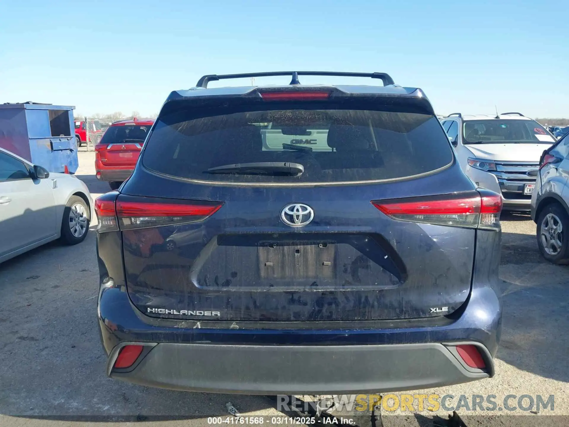 16 Photograph of a damaged car 5TDGZRAHXMS538009 TOYOTA HIGHLANDER 2021