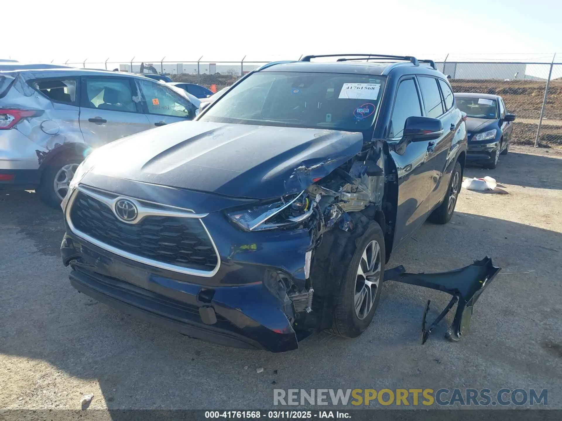 2 Photograph of a damaged car 5TDGZRAHXMS538009 TOYOTA HIGHLANDER 2021