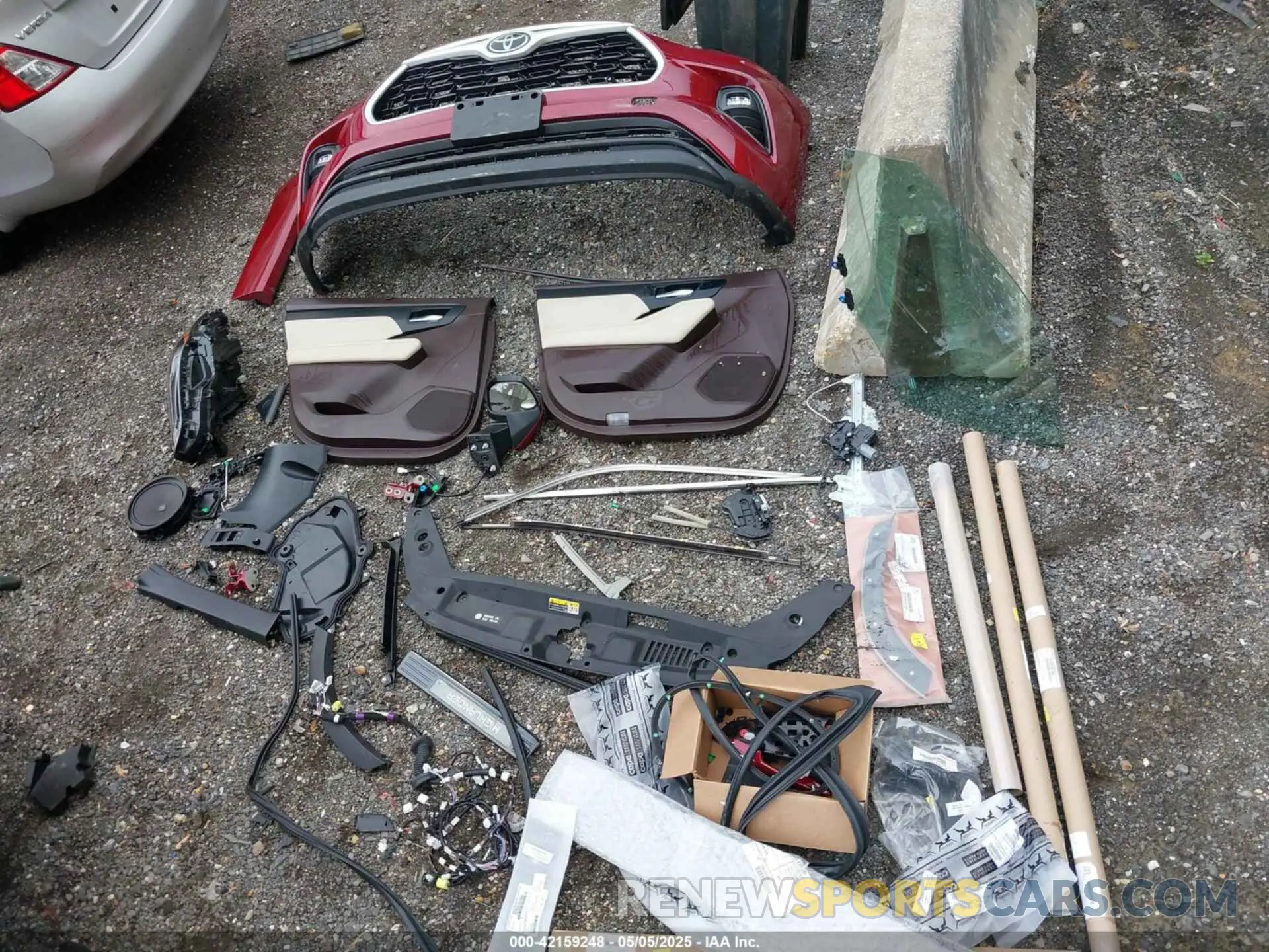 12 Photograph of a damaged car 5TDGZRBH0MS132061 TOYOTA HIGHLANDER 2021