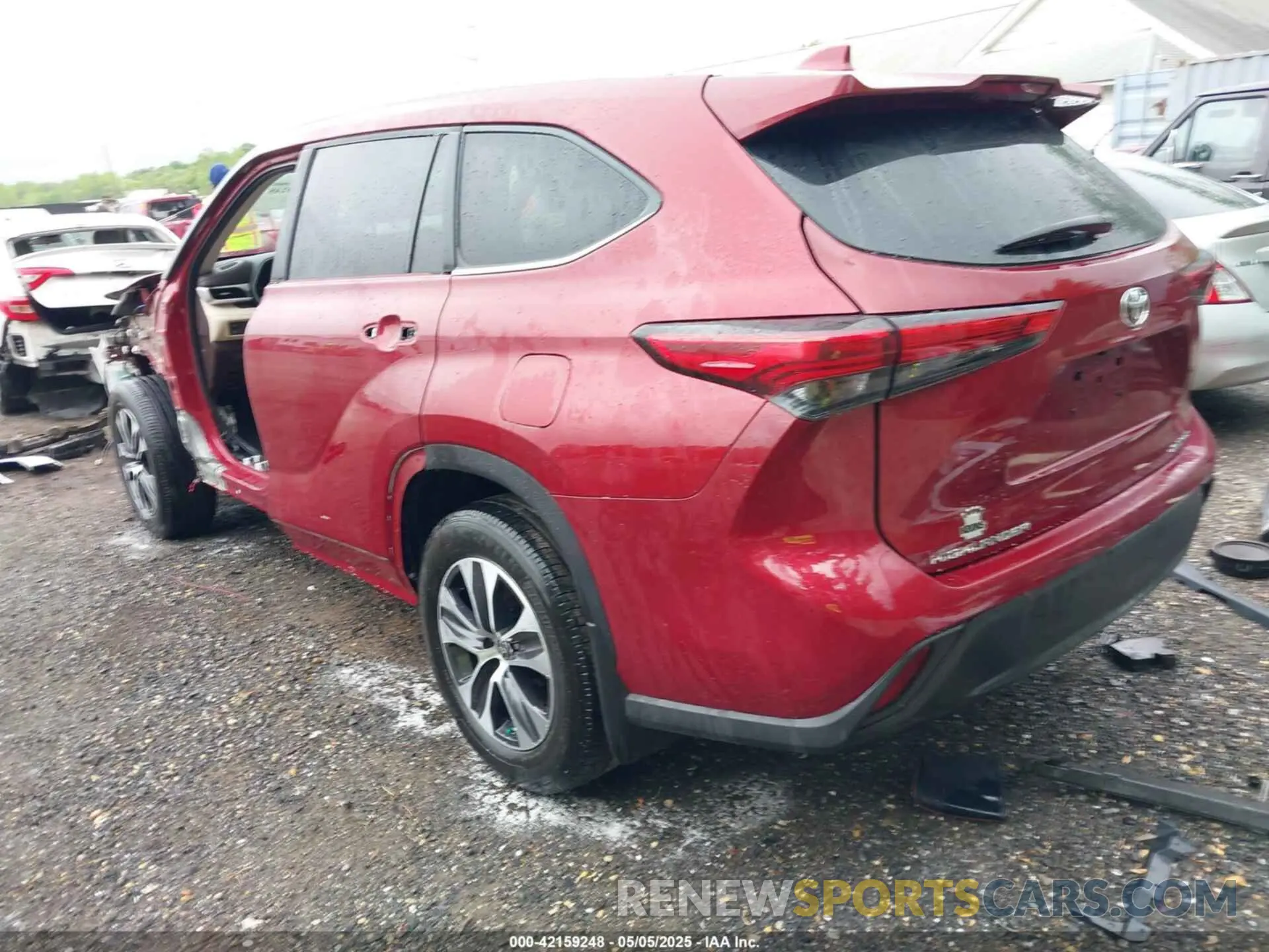 3 Photograph of a damaged car 5TDGZRBH0MS132061 TOYOTA HIGHLANDER 2021