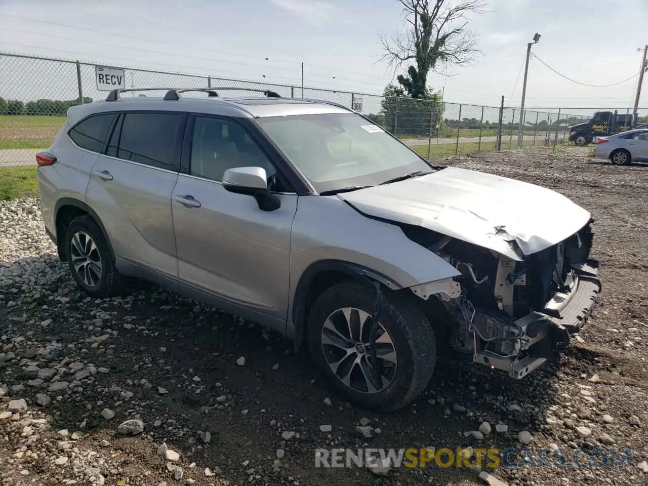 4 Photograph of a damaged car 5TDGZRBH0MS138927 TOYOTA HIGHLANDER 2021