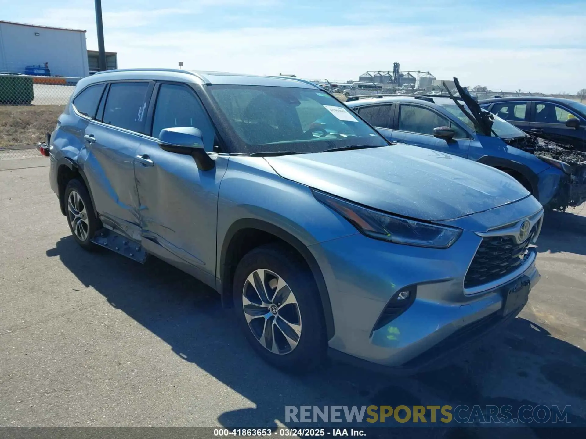 1 Photograph of a damaged car 5TDGZRBH0MS140046 TOYOTA HIGHLANDER 2021