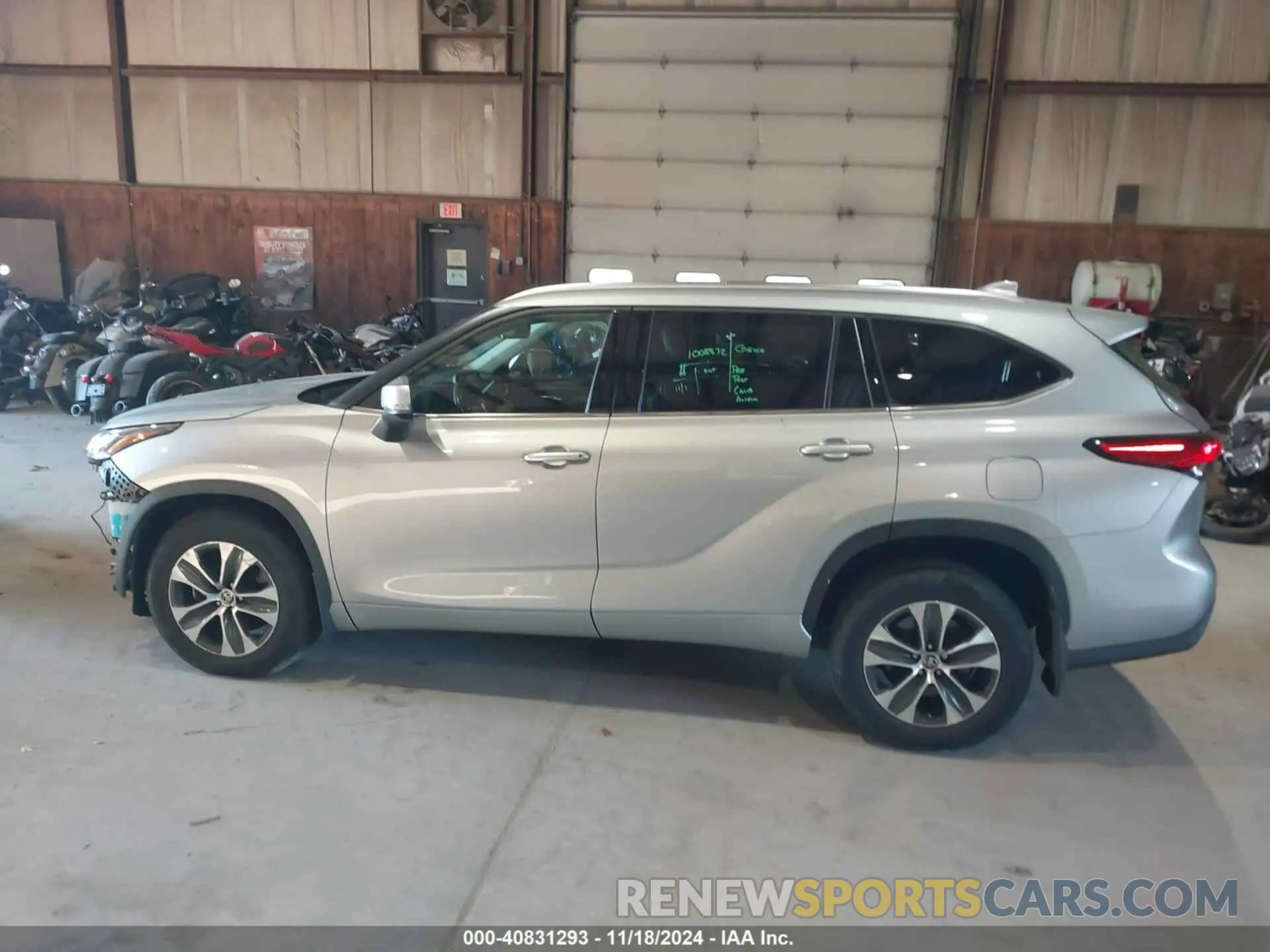 14 Photograph of a damaged car 5TDGZRBH0MS147420 TOYOTA HIGHLANDER 2021