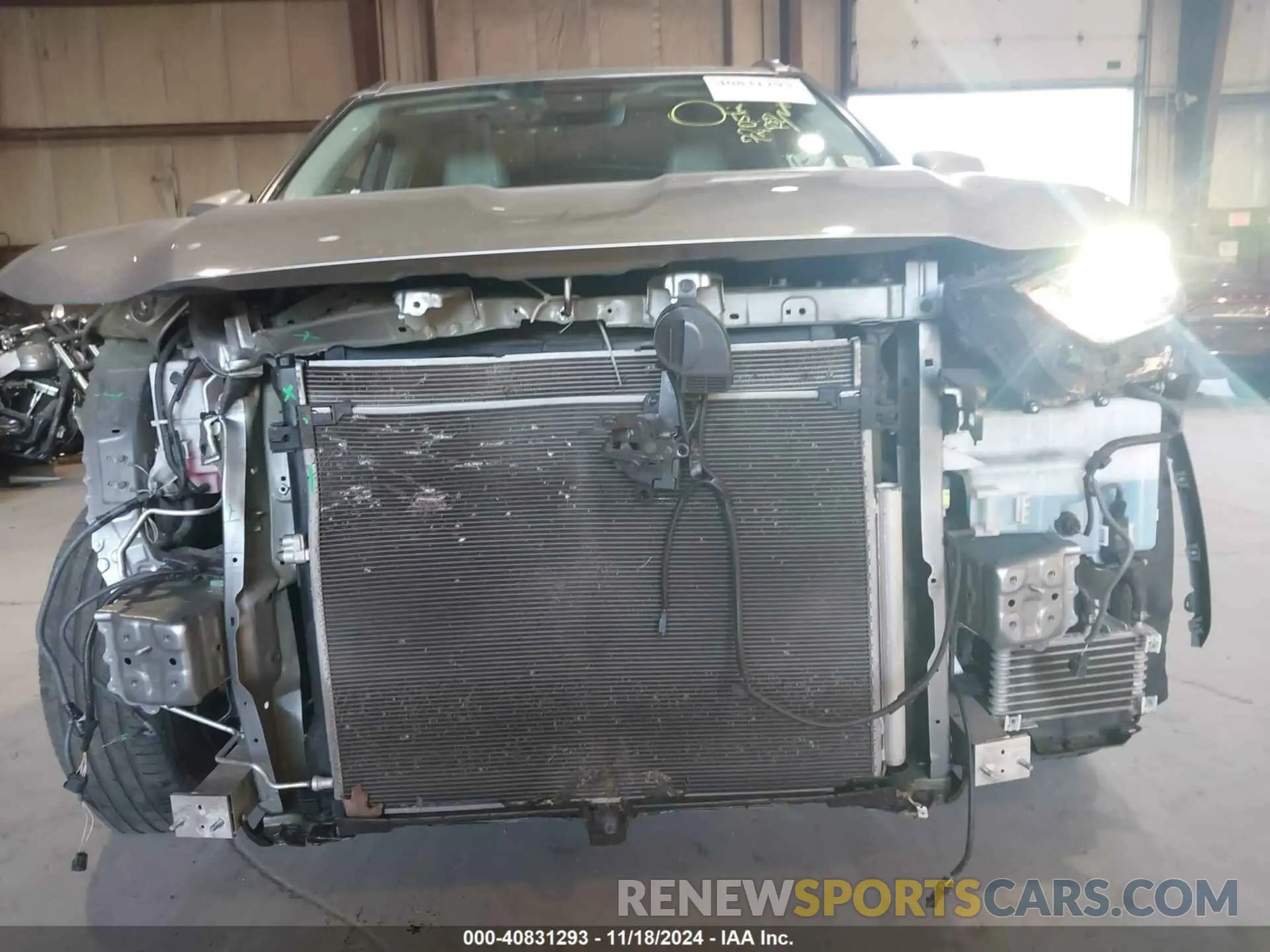 17 Photograph of a damaged car 5TDGZRBH0MS147420 TOYOTA HIGHLANDER 2021