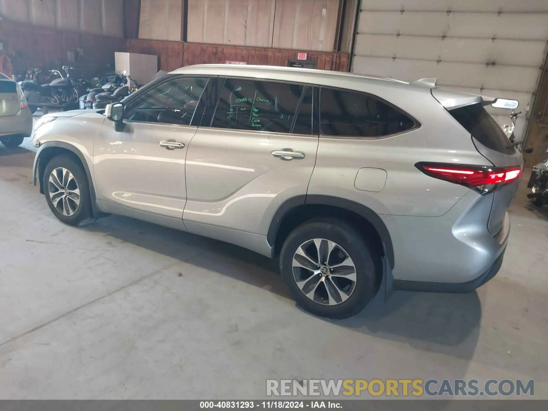 3 Photograph of a damaged car 5TDGZRBH0MS147420 TOYOTA HIGHLANDER 2021