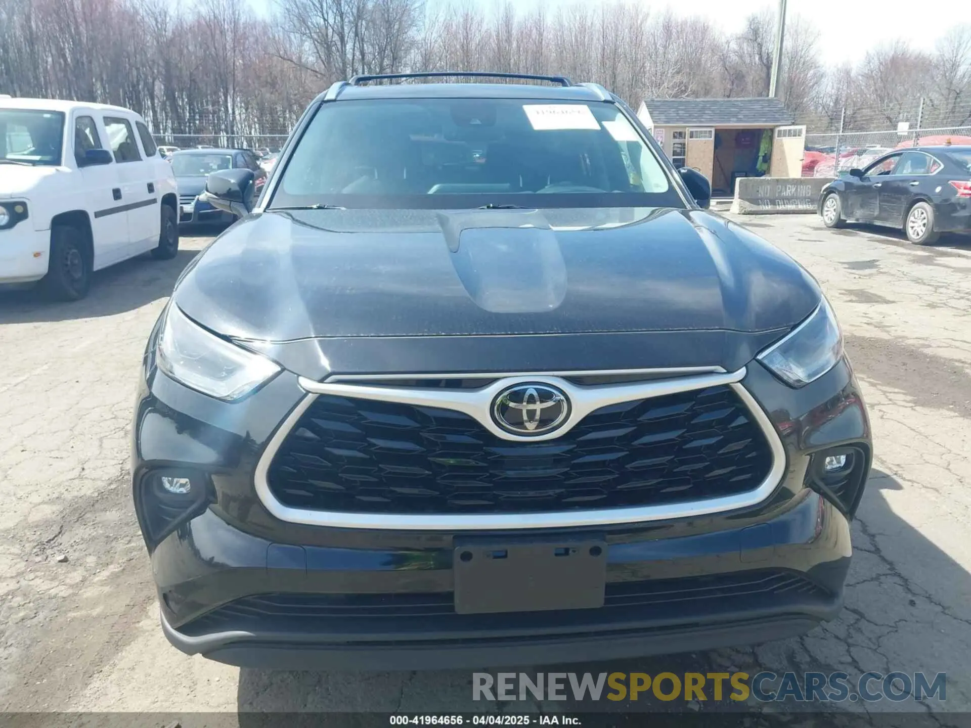 12 Photograph of a damaged car 5TDGZRBH0MS527146 TOYOTA HIGHLANDER 2021