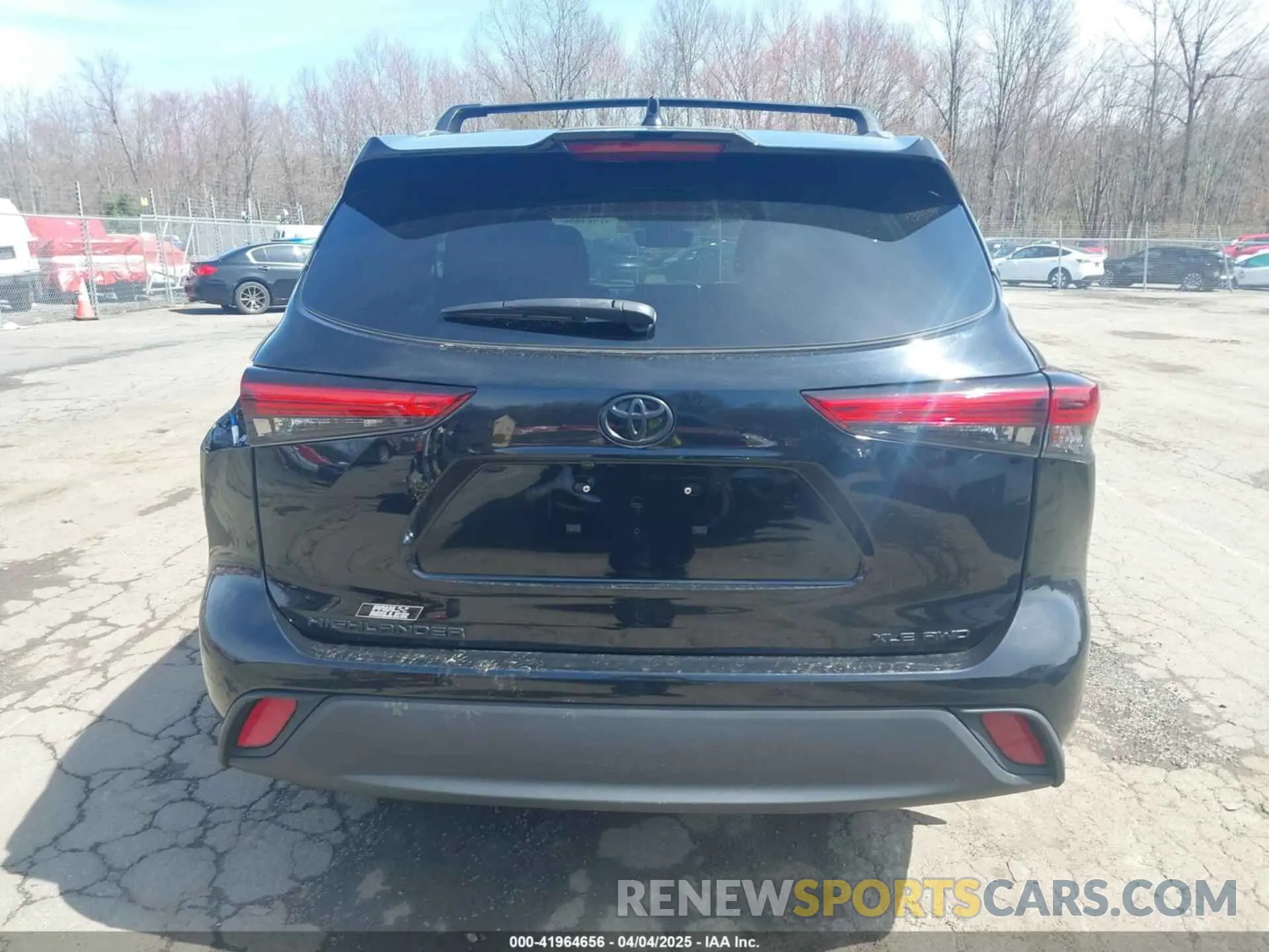 16 Photograph of a damaged car 5TDGZRBH0MS527146 TOYOTA HIGHLANDER 2021