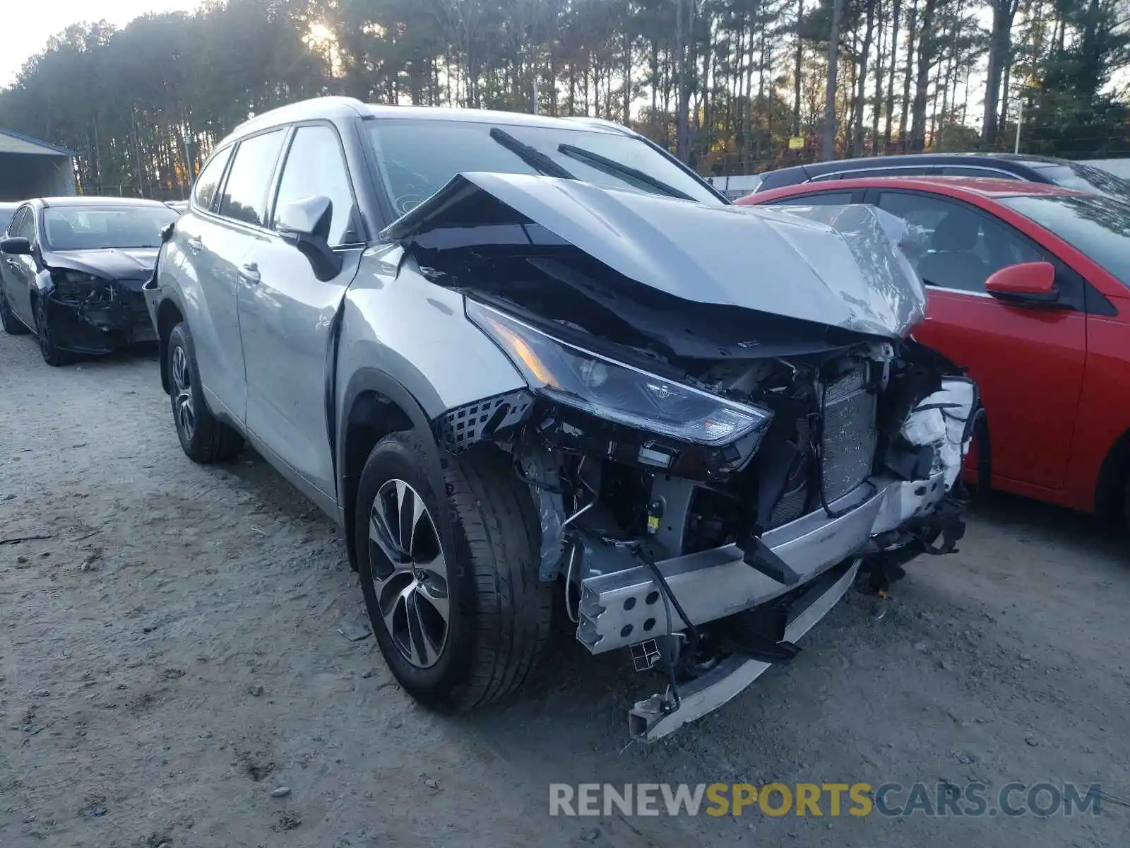 1 Photograph of a damaged car 5TDGZRBH0MS538292 TOYOTA HIGHLANDER 2021