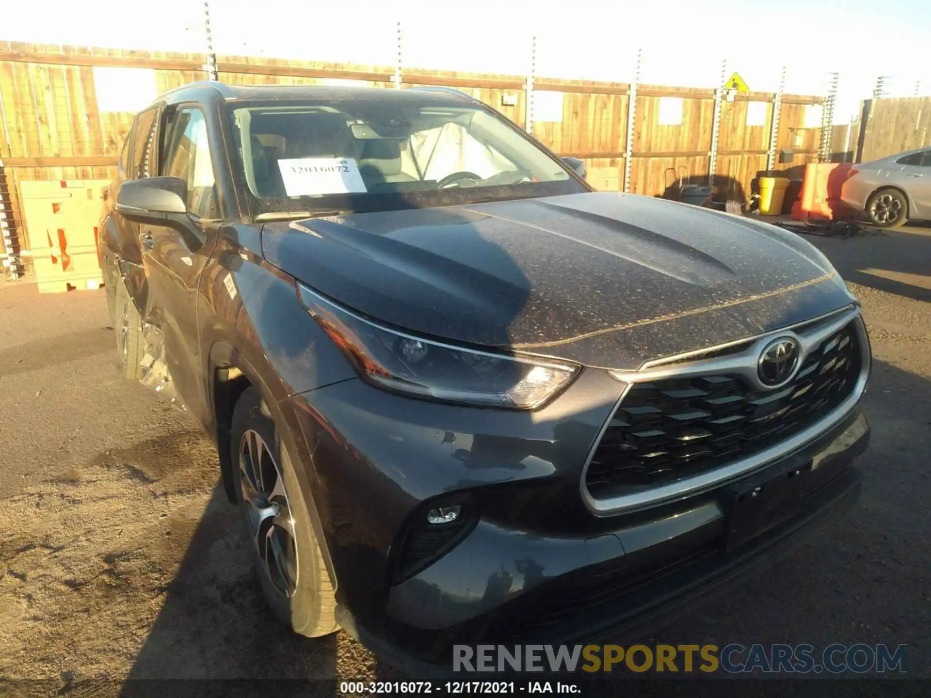 1 Photograph of a damaged car 5TDGZRBH0MS549261 TOYOTA HIGHLANDER 2021