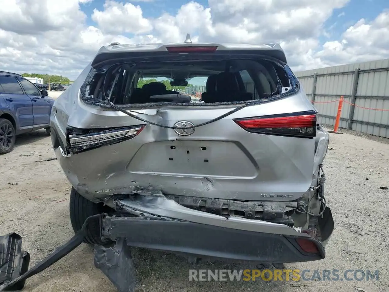 6 Photograph of a damaged car 5TDGZRBH1MS125118 TOYOTA HIGHLANDER 2021