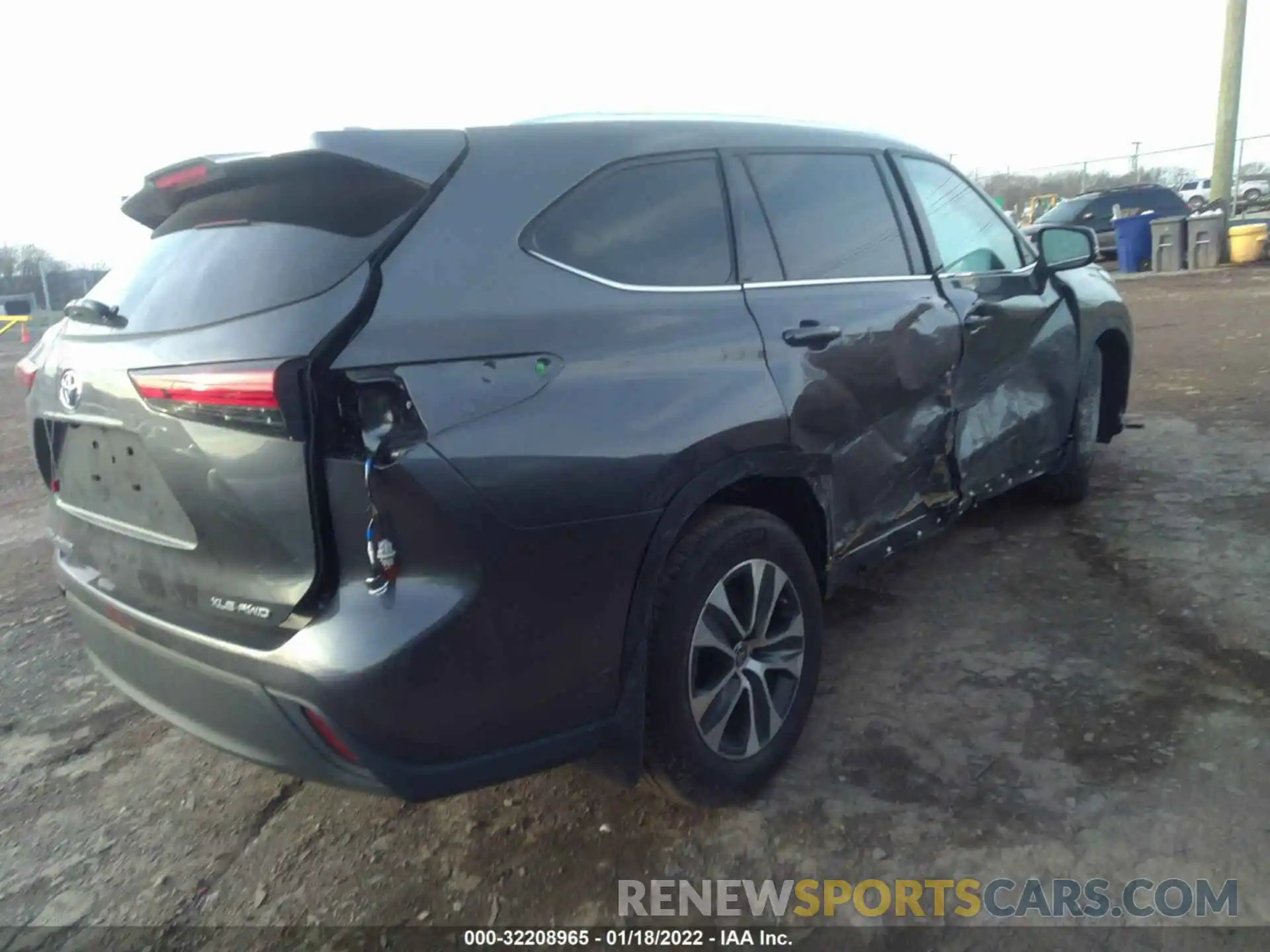 4 Photograph of a damaged car 5TDGZRBH1MS157759 TOYOTA HIGHLANDER 2021