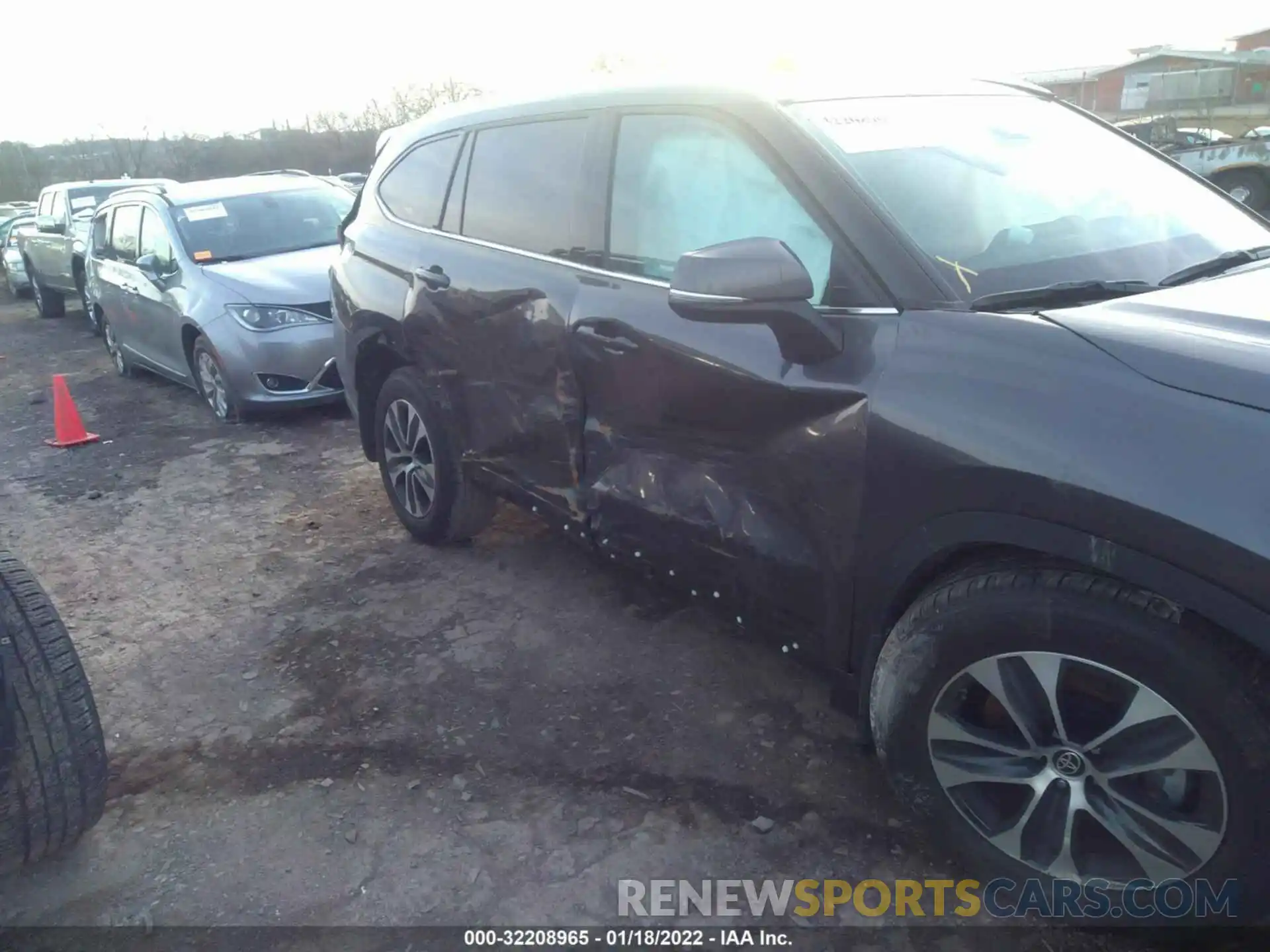 6 Photograph of a damaged car 5TDGZRBH1MS157759 TOYOTA HIGHLANDER 2021