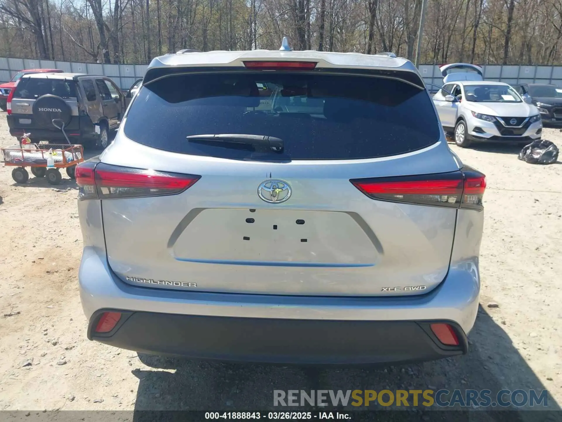 16 Photograph of a damaged car 5TDGZRBH1MS526460 TOYOTA HIGHLANDER 2021