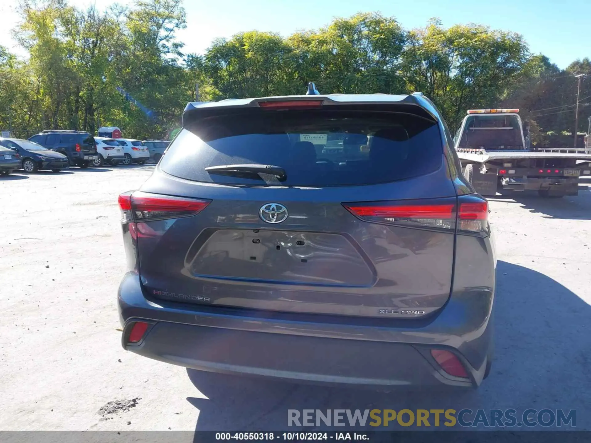 17 Photograph of a damaged car 5TDGZRBH1MS530069 TOYOTA HIGHLANDER 2021