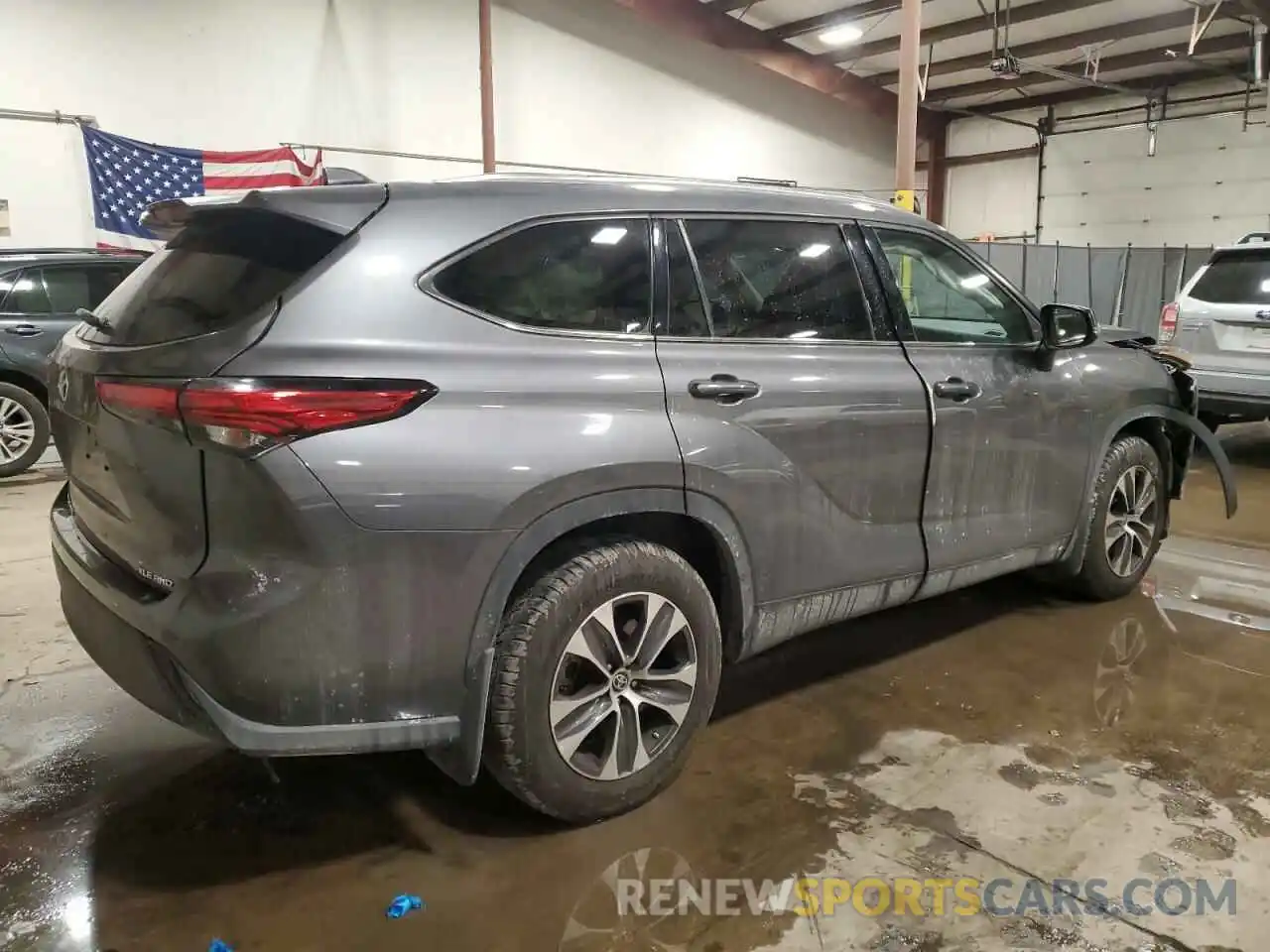 3 Photograph of a damaged car 5TDGZRBH1MS548586 TOYOTA HIGHLANDER 2021