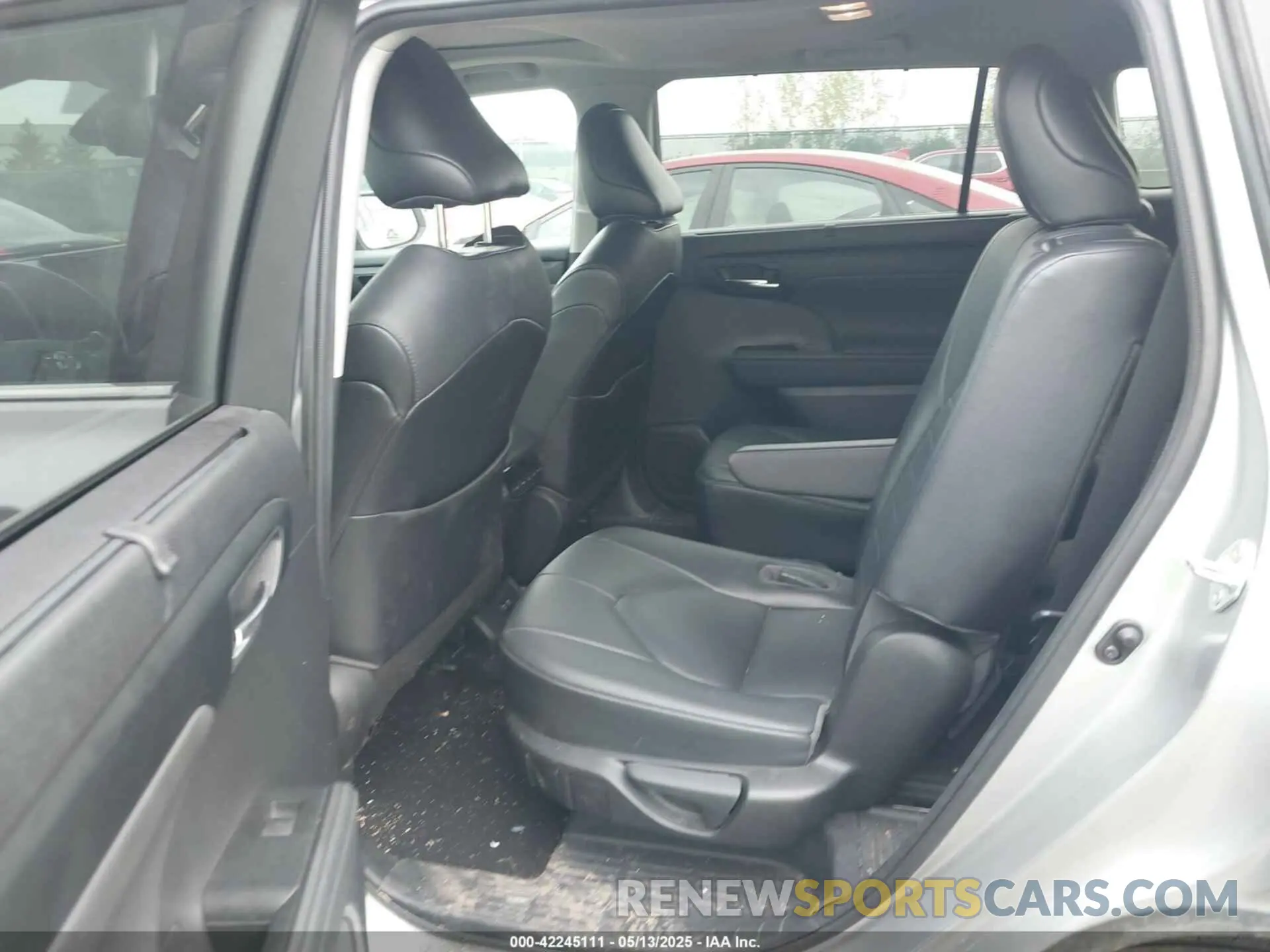 8 Photograph of a damaged car 5TDGZRBH2MS106593 TOYOTA HIGHLANDER 2021