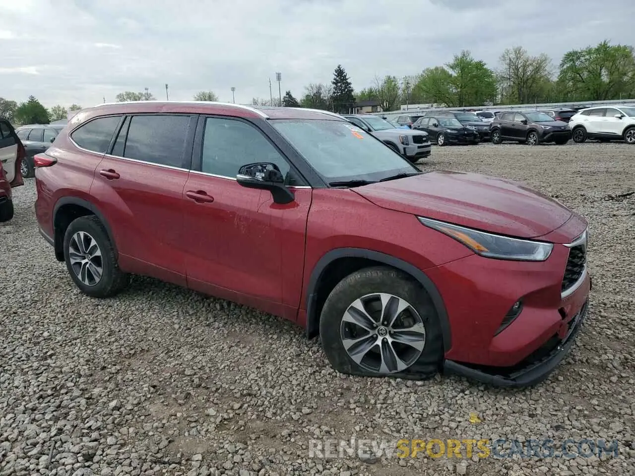 4 Photograph of a damaged car 5TDGZRBH2MS529173 TOYOTA HIGHLANDER 2021