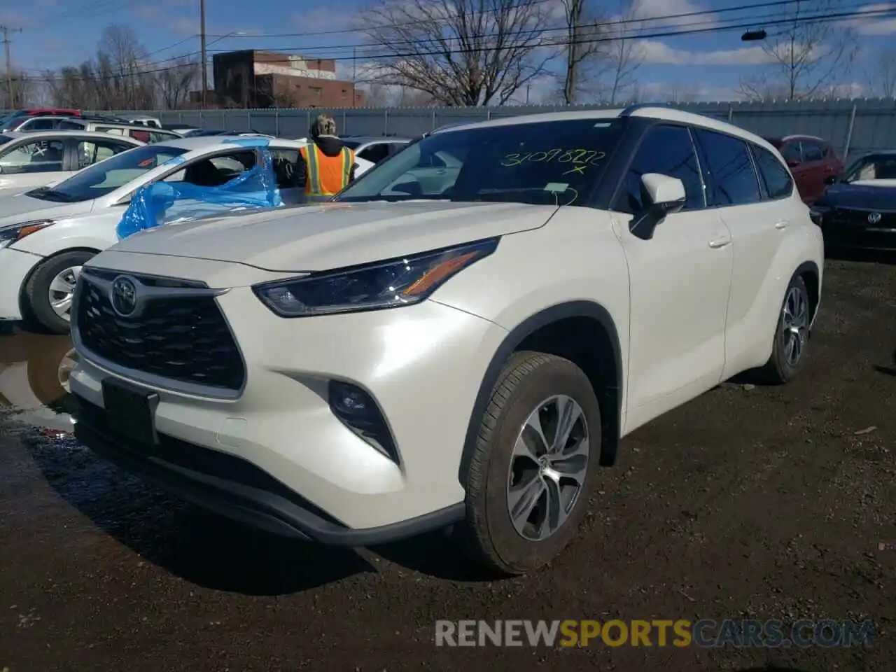 2 Photograph of a damaged car 5TDGZRBH2MS540271 TOYOTA HIGHLANDER 2021