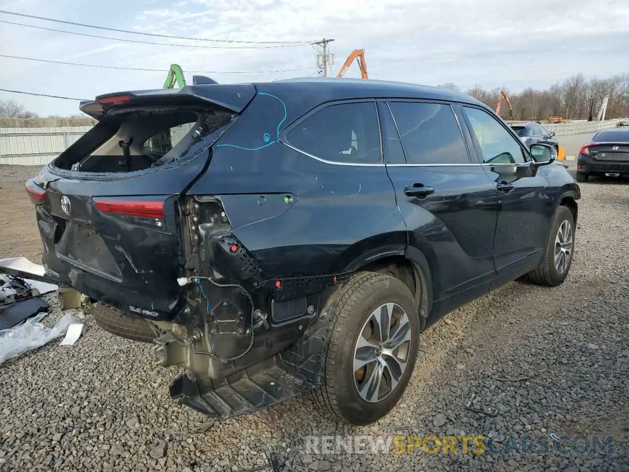 3 Photograph of a damaged car 5TDGZRBH3MS076813 TOYOTA HIGHLANDER 2021