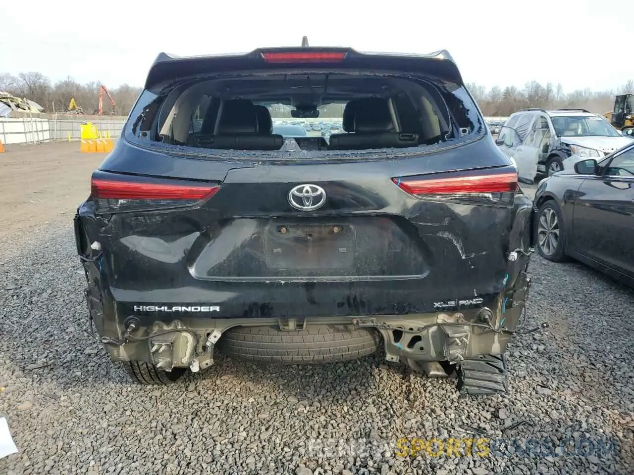 6 Photograph of a damaged car 5TDGZRBH3MS076813 TOYOTA HIGHLANDER 2021