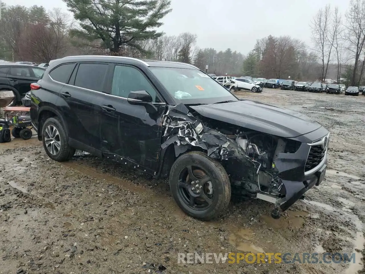 4 Photograph of a damaged car 5TDGZRBH3MS126805 TOYOTA HIGHLANDER 2021