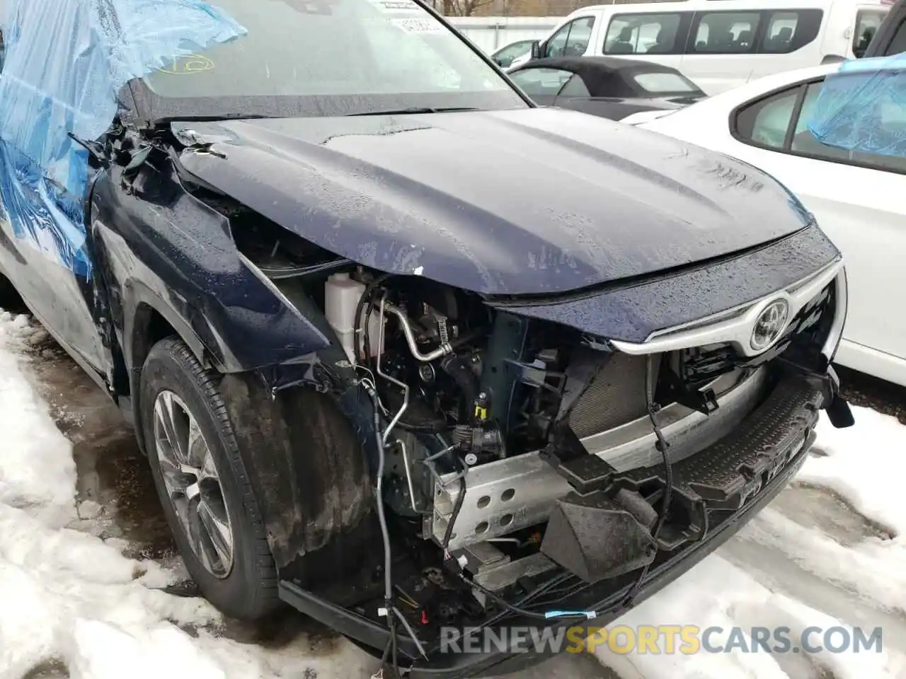 9 Photograph of a damaged car 5TDGZRBH3MS128666 TOYOTA HIGHLANDER 2021