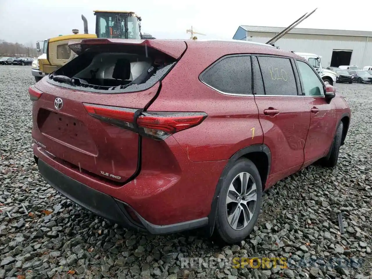 4 Photograph of a damaged car 5TDGZRBH3MS528291 TOYOTA HIGHLANDER 2021