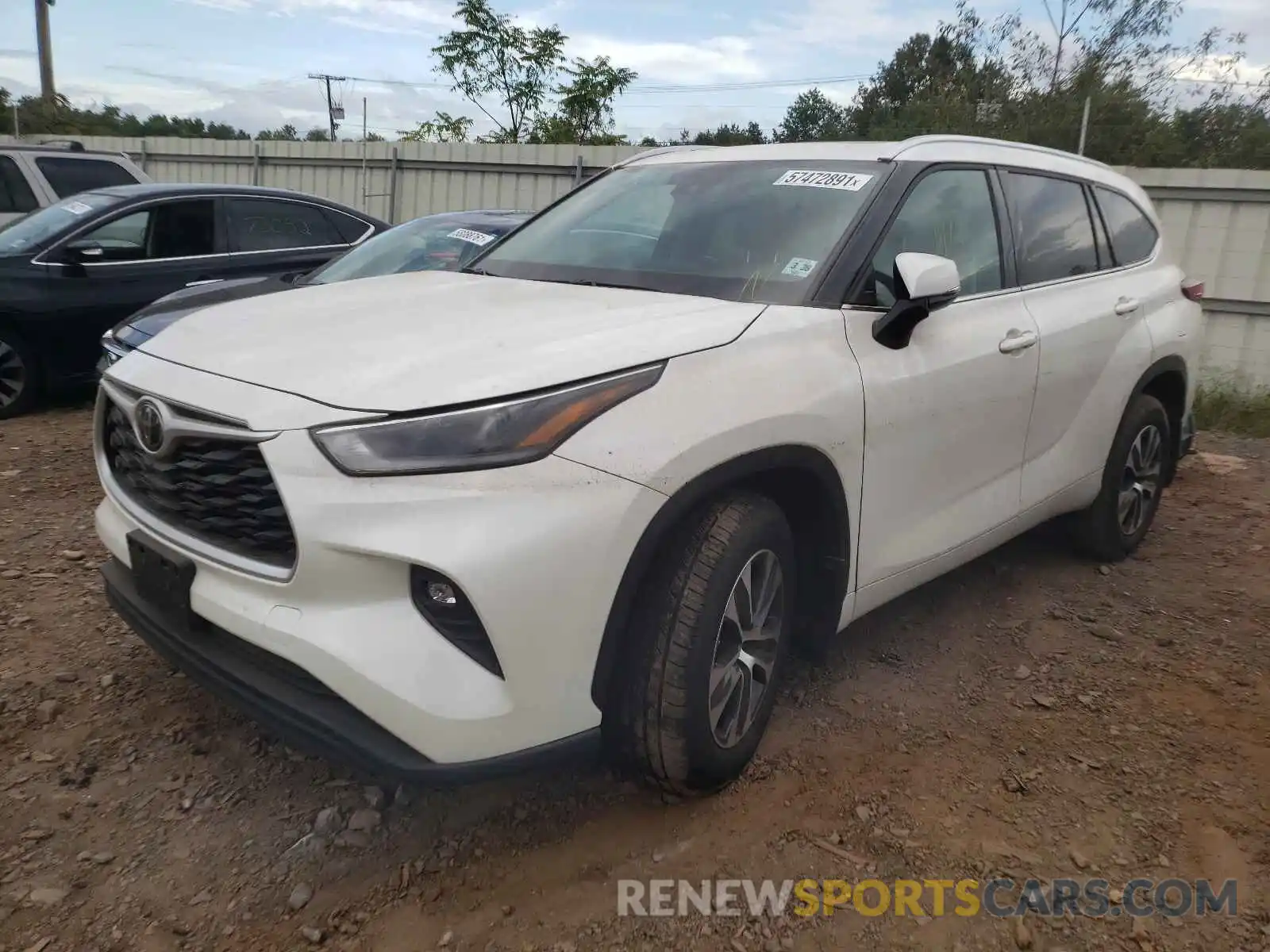 2 Photograph of a damaged car 5TDGZRBH3MS533782 TOYOTA HIGHLANDER 2021