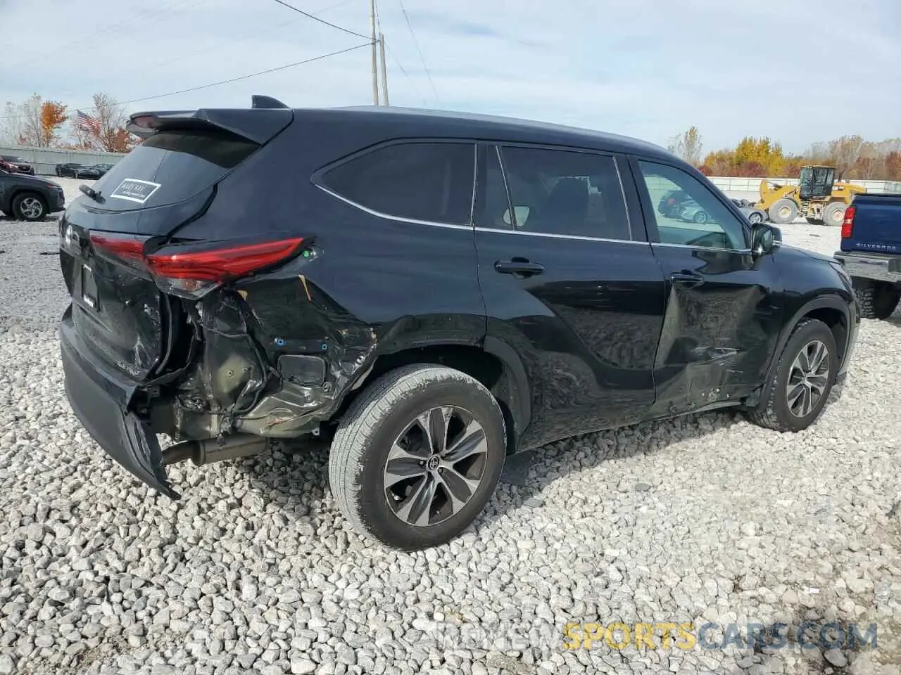 3 Photograph of a damaged car 5TDGZRBH3MS537735 TOYOTA HIGHLANDER 2021