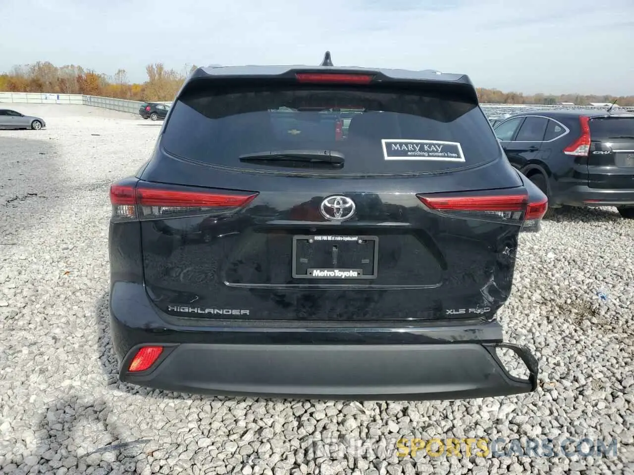 6 Photograph of a damaged car 5TDGZRBH3MS537735 TOYOTA HIGHLANDER 2021