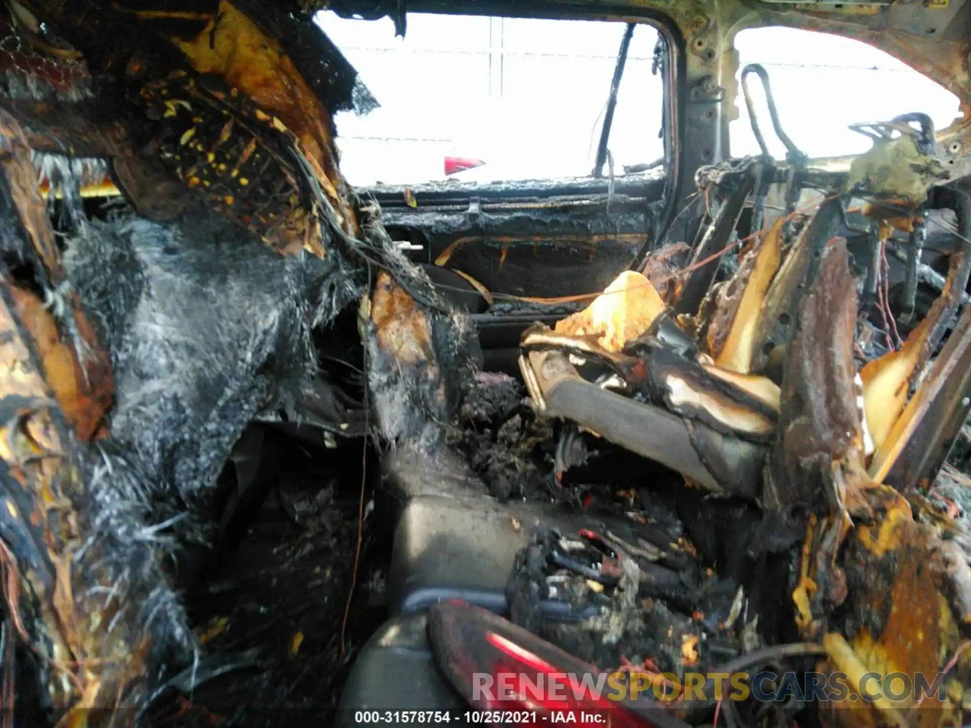 8 Photograph of a damaged car 5TDGZRBH4MS064668 TOYOTA HIGHLANDER 2021