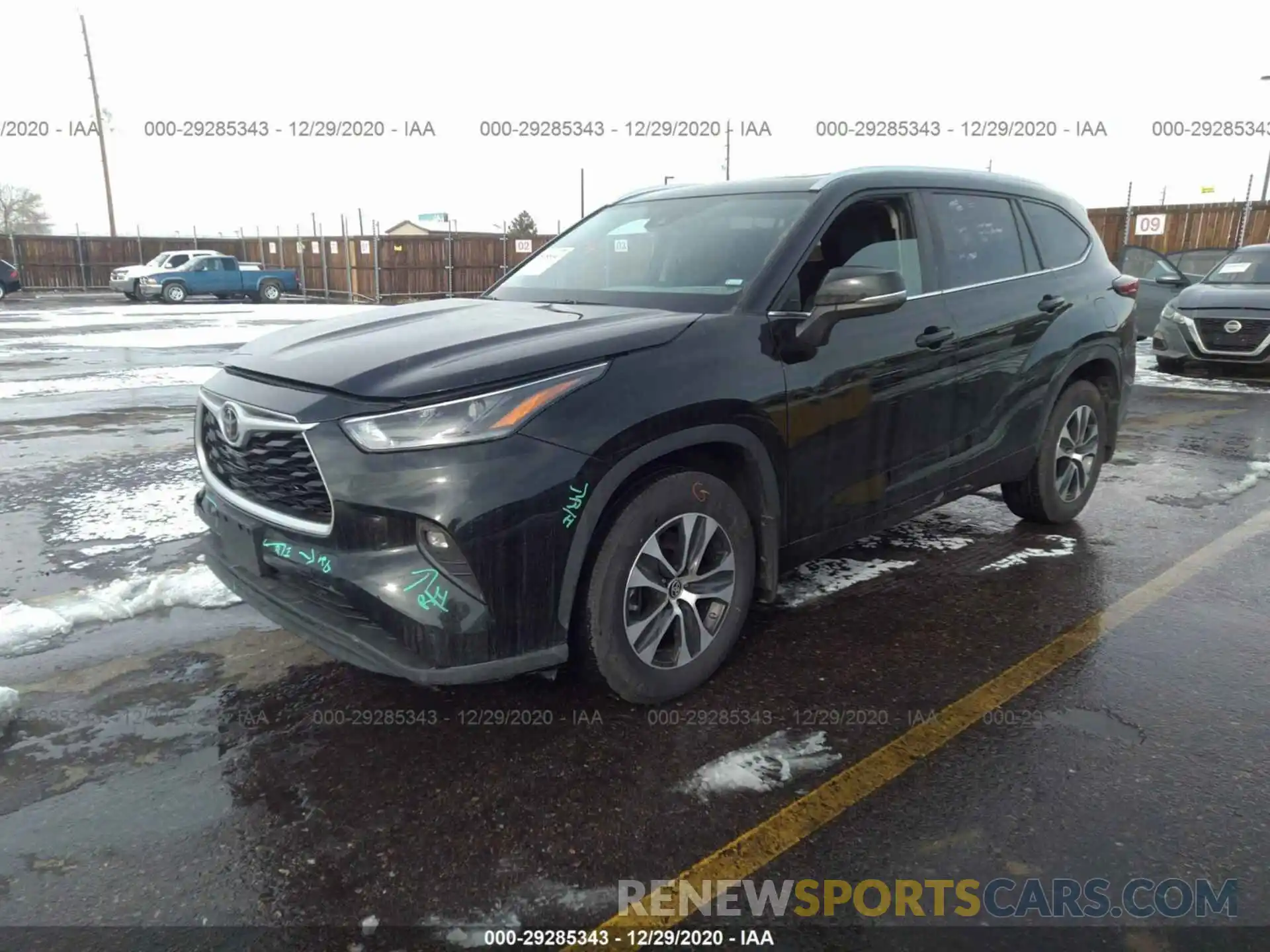 2 Photograph of a damaged car 5TDGZRBH4MS070678 TOYOTA HIGHLANDER 2021