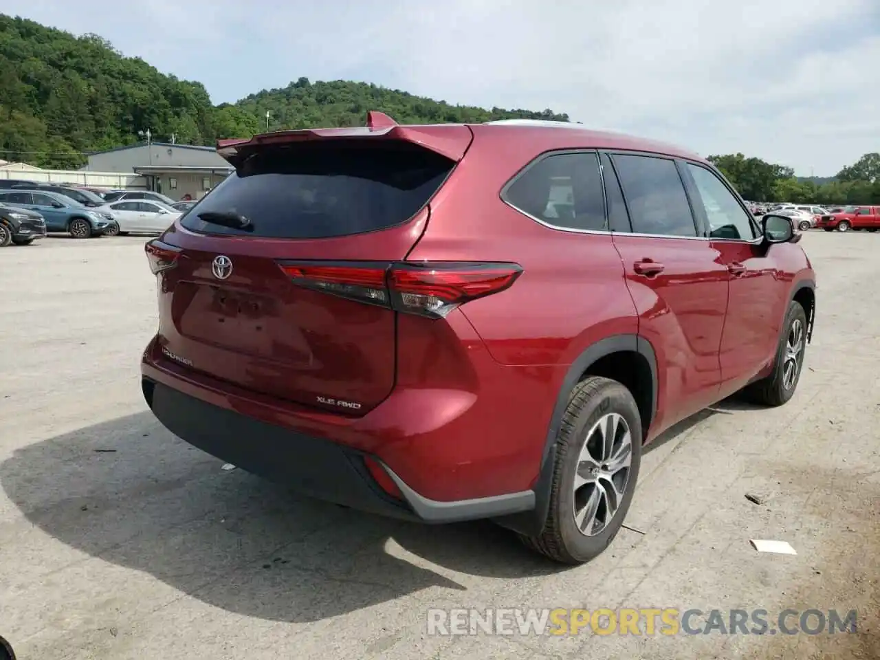 4 Photograph of a damaged car 5TDGZRBH4MS089294 TOYOTA HIGHLANDER 2021