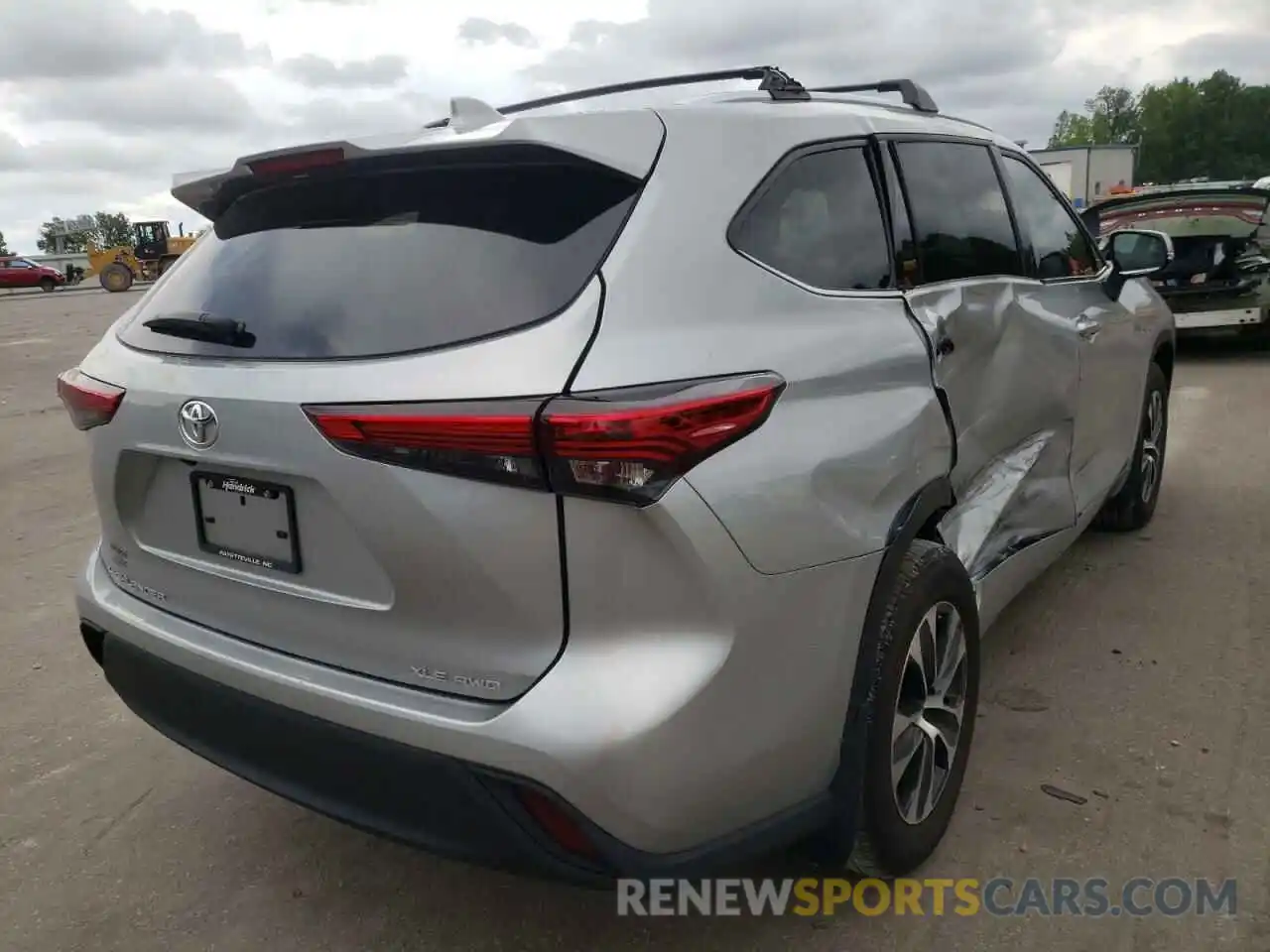 4 Photograph of a damaged car 5TDGZRBH4MS090574 TOYOTA HIGHLANDER 2021