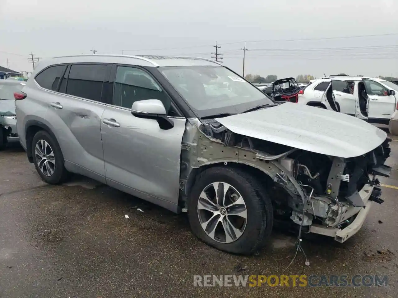 4 Photograph of a damaged car 5TDGZRBH4MS525688 TOYOTA HIGHLANDER 2021