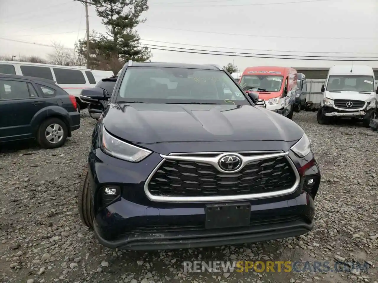 9 Photograph of a damaged car 5TDGZRBH4MS538439 TOYOTA HIGHLANDER 2021